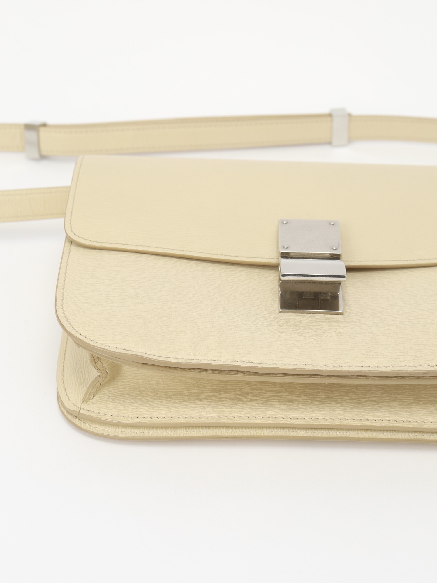 Celine Classic 6