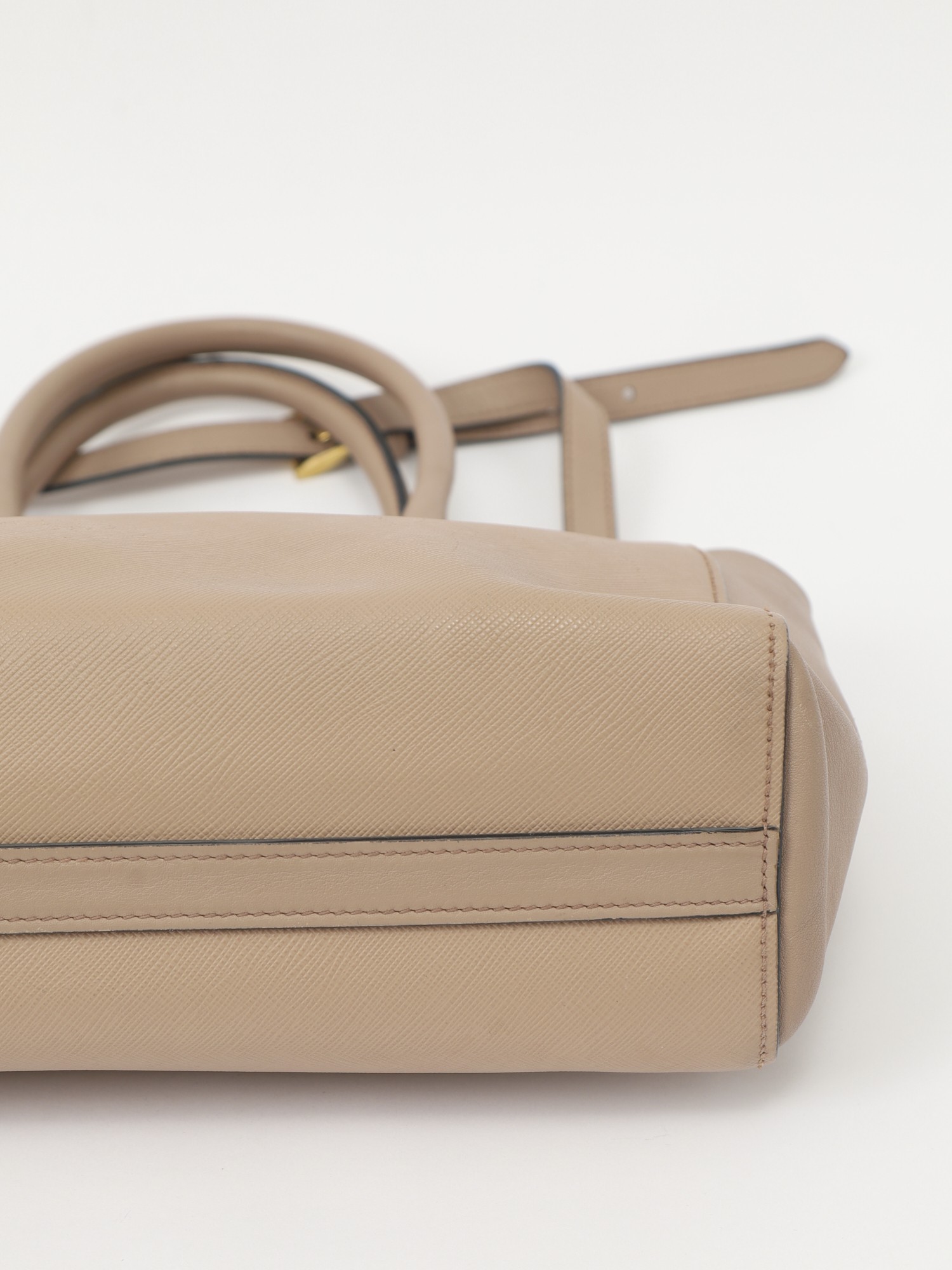 Prada Leather Bag 8