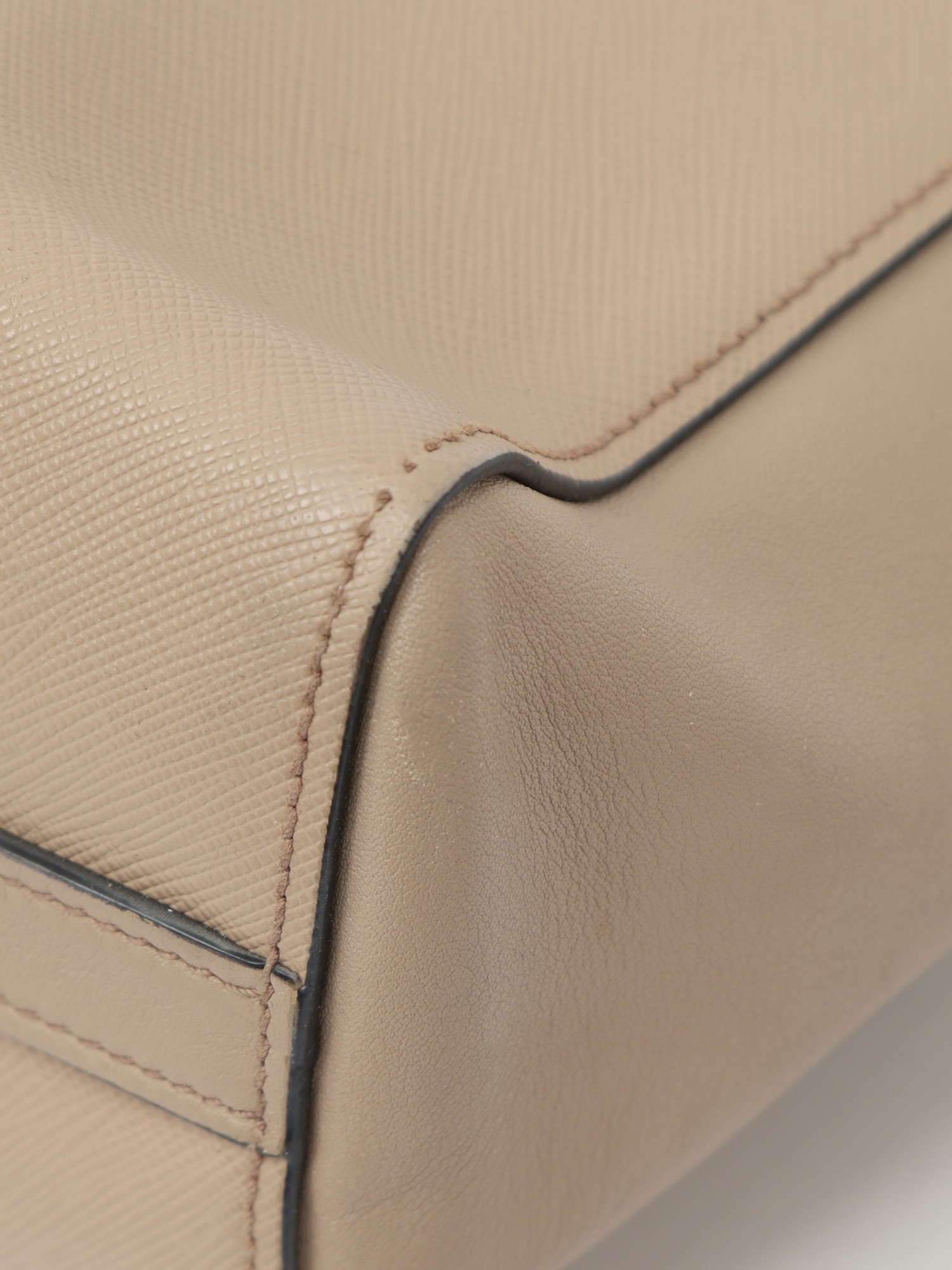 Prada Leather Bag 9
