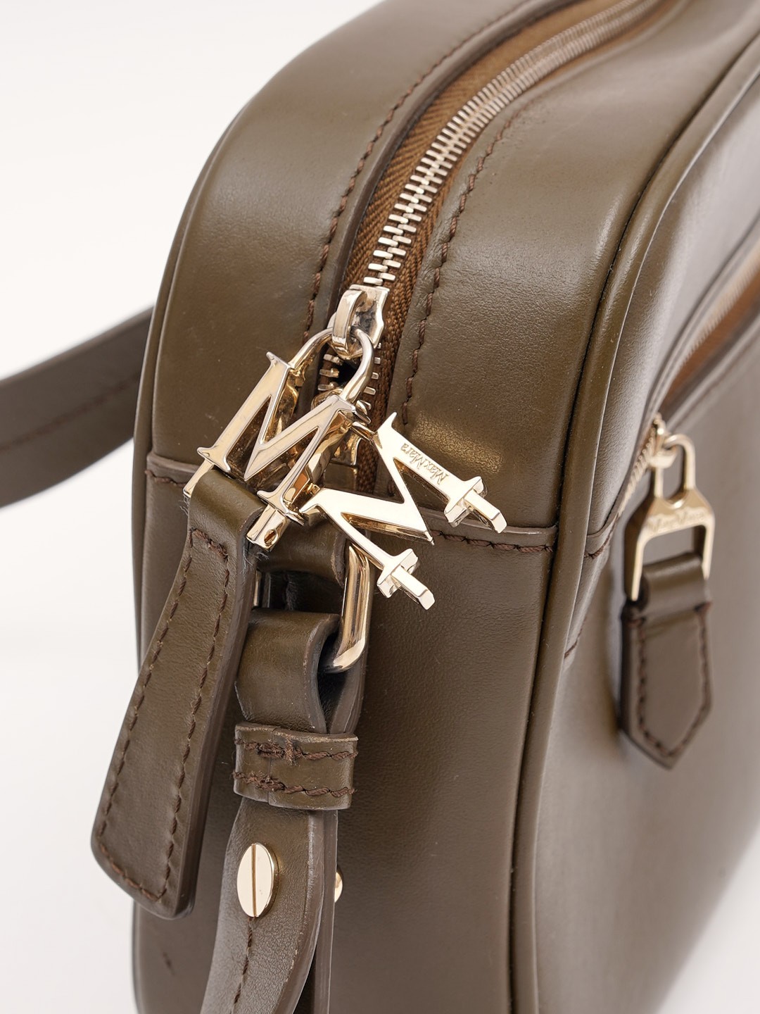 Max Mara Leather Bag 6