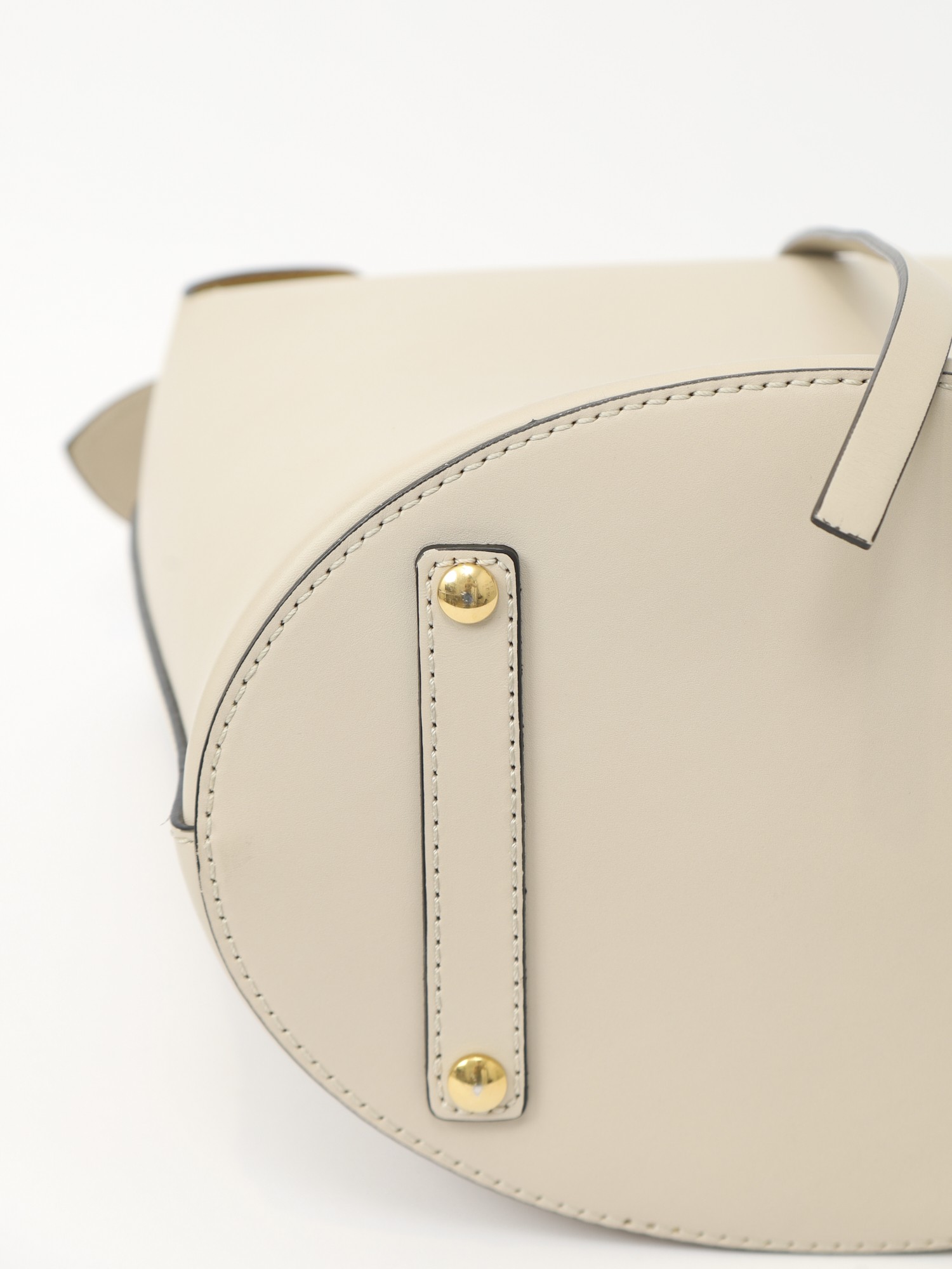 Burberry Supple 7