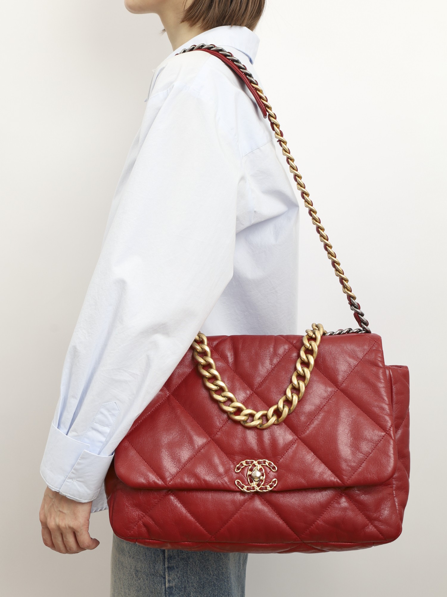 Chanel 19 1