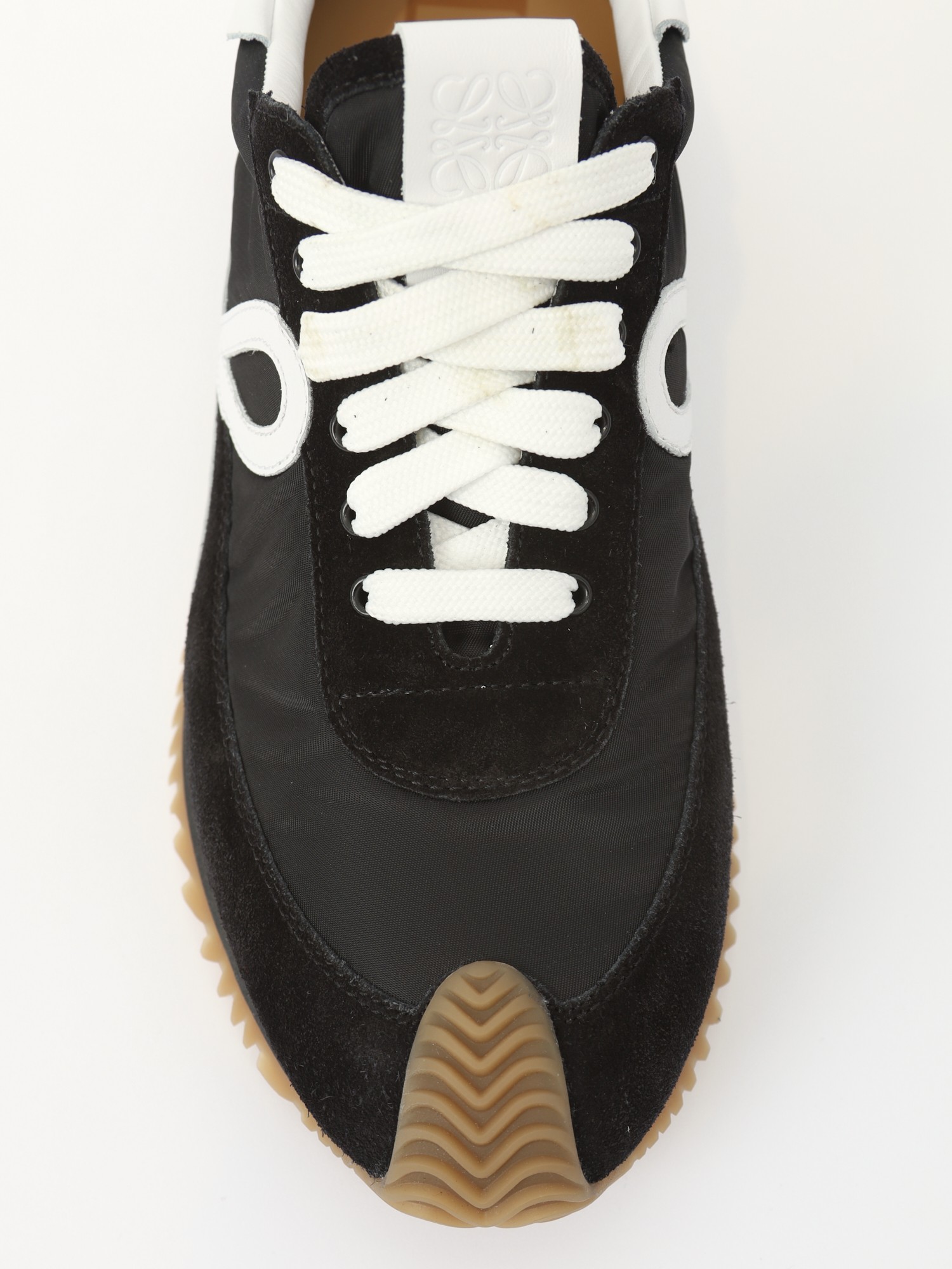 Loewe Flow Runner 38 5