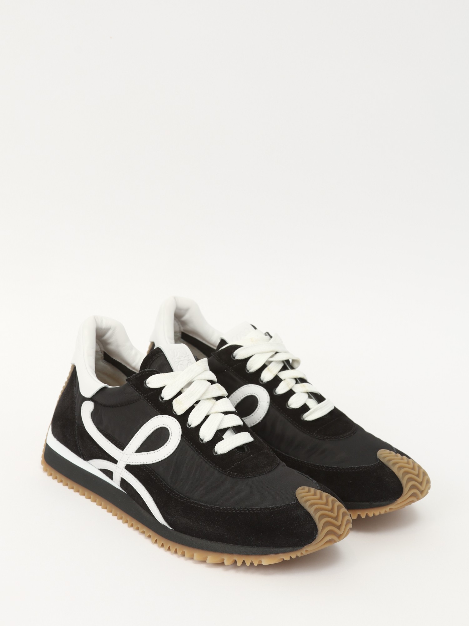 Loewe Flow Runner 39 3