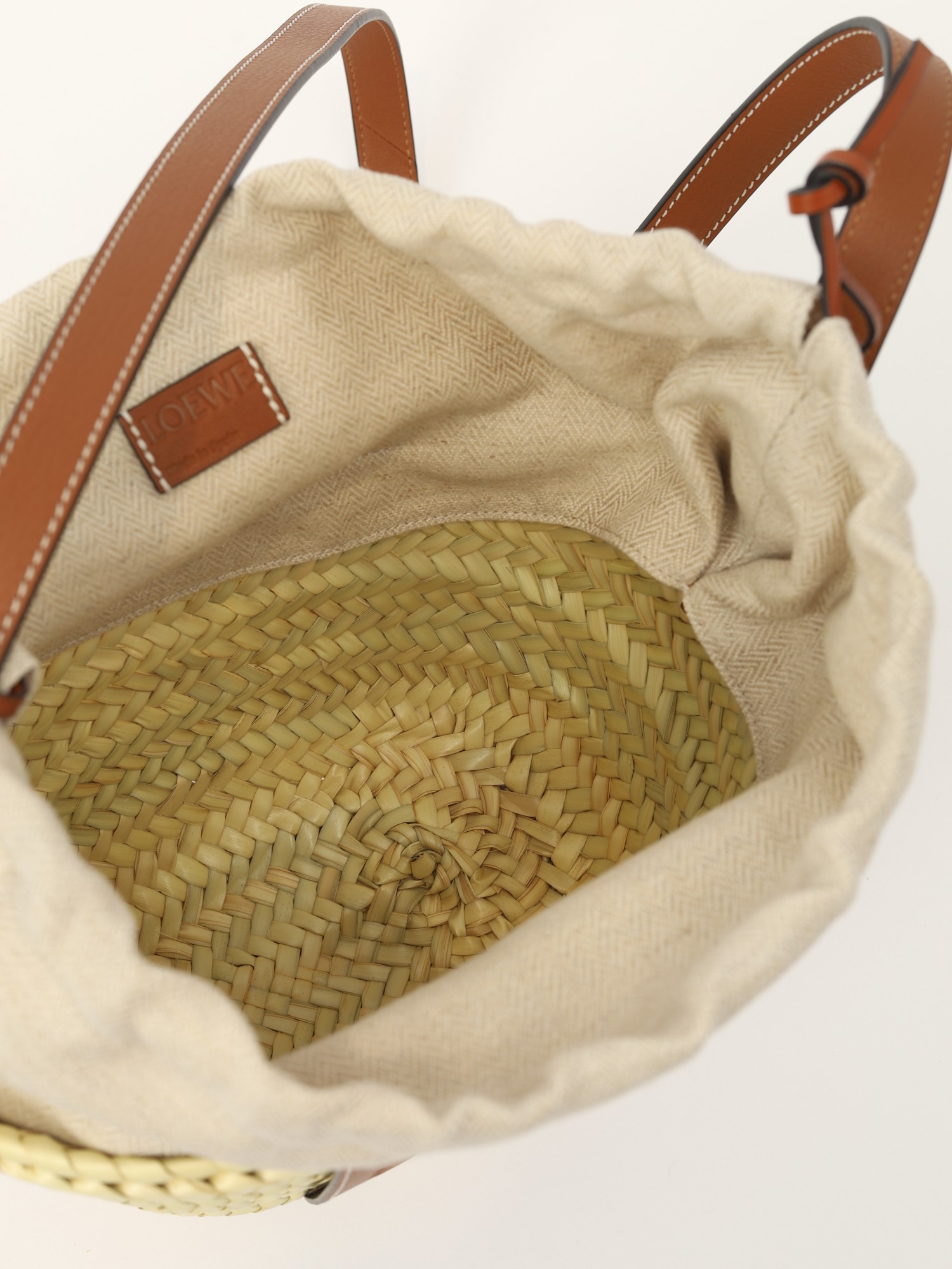 Loewe Basket 9