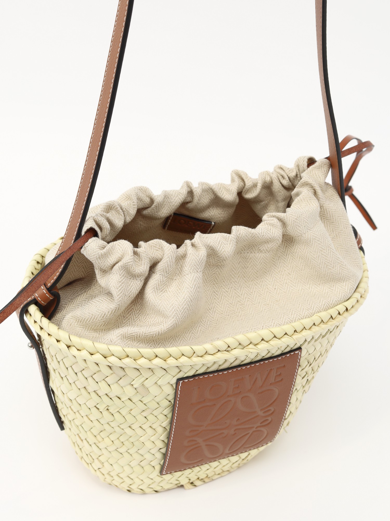 Loewe Basket 6