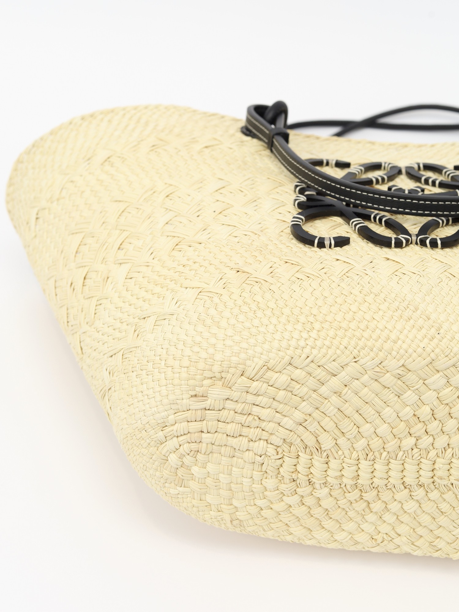 Loewe Basket 6
