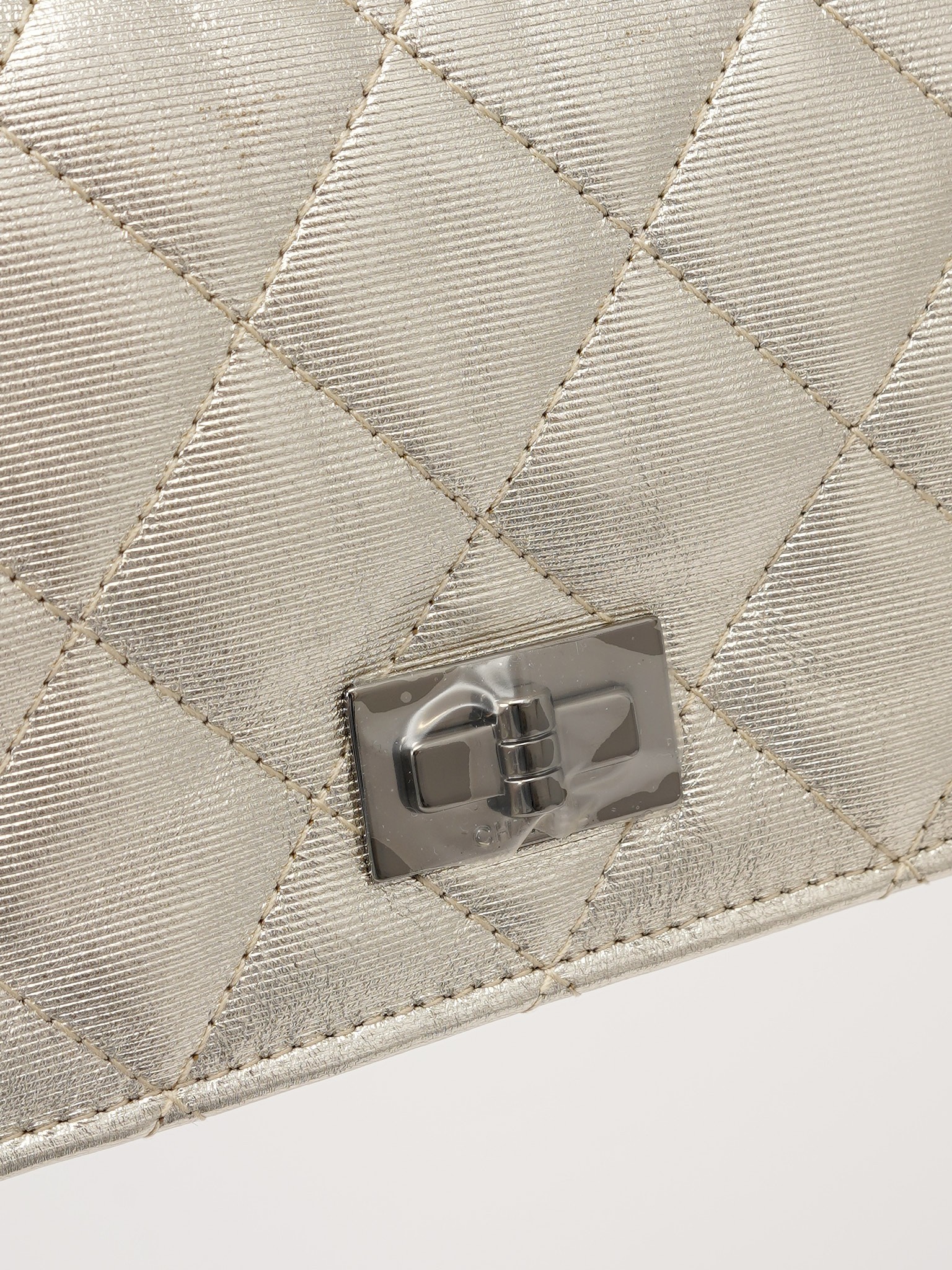 Chanel 2.55 4