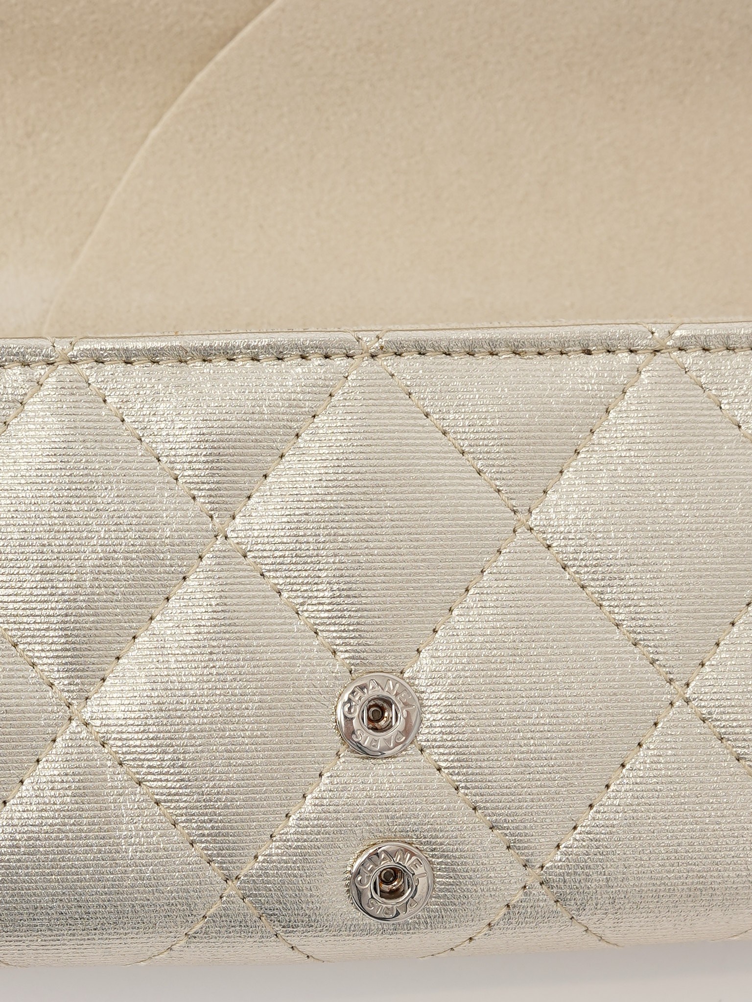 Chanel 2.55 6