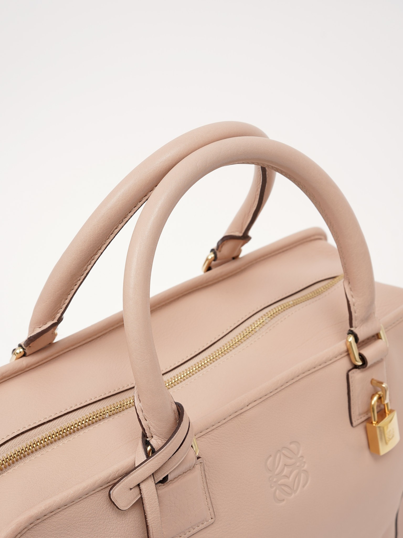 Loewe Amazona 4