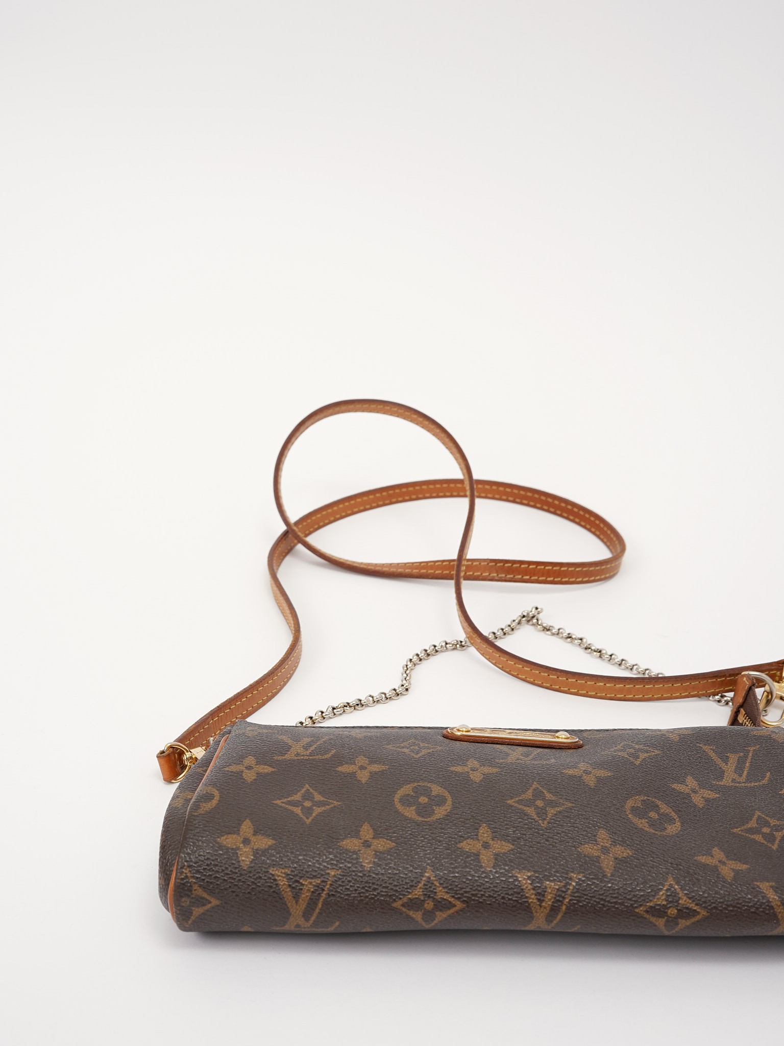 Louis Vuitton Eva 7