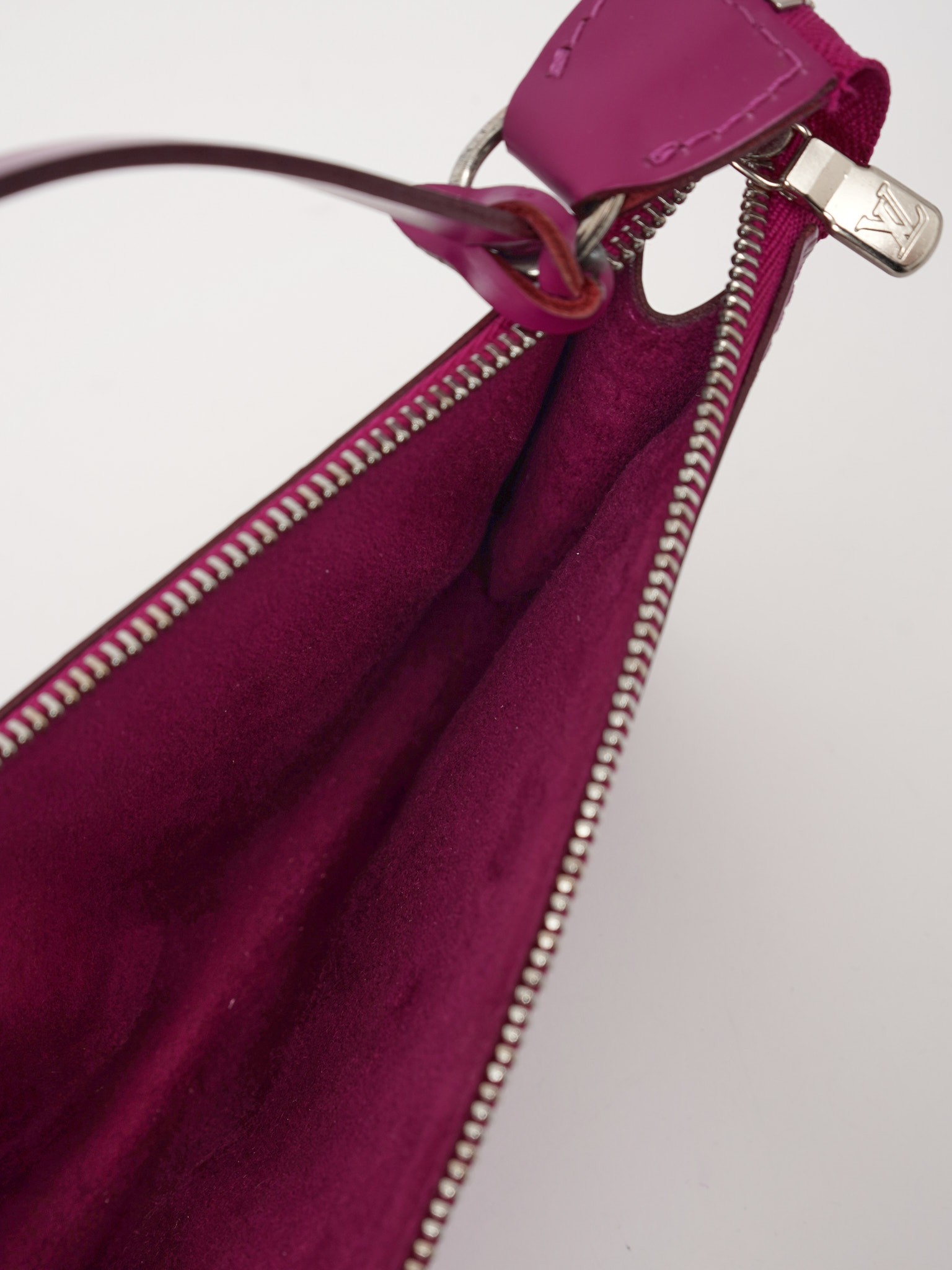 Louis Vuitton Pochette 8