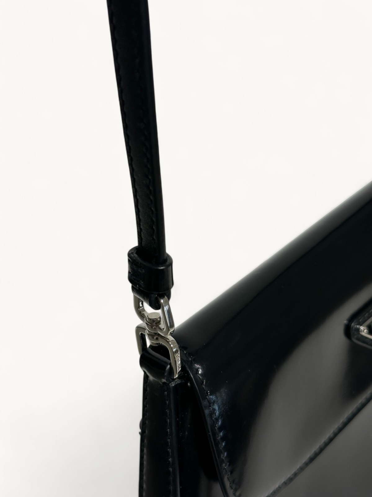 Prada Cleo 10