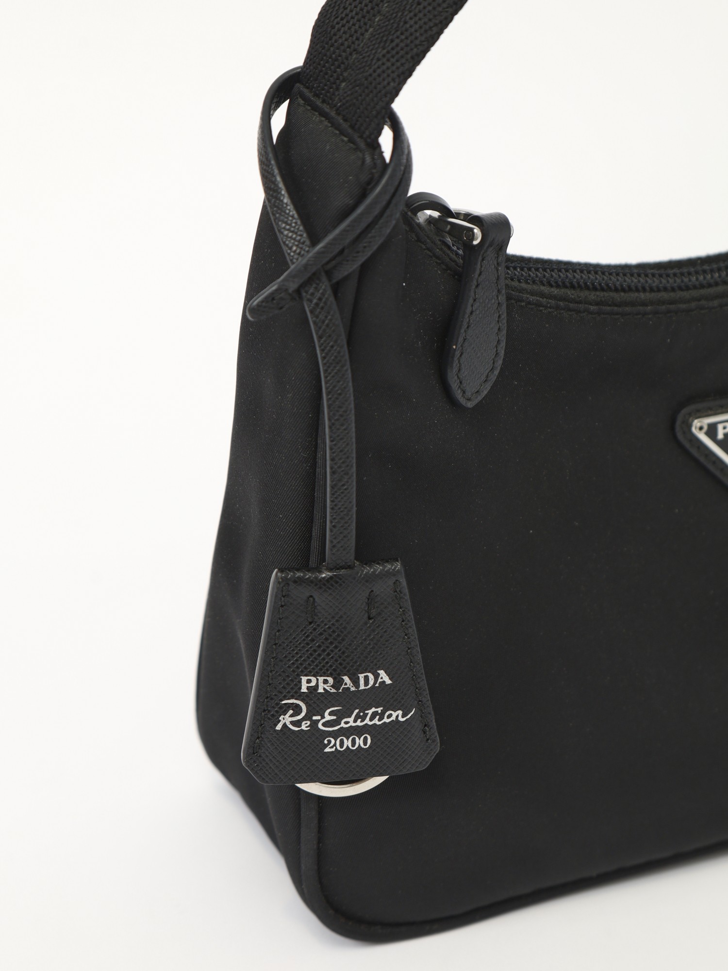 Prada Re-Edition 2000 6