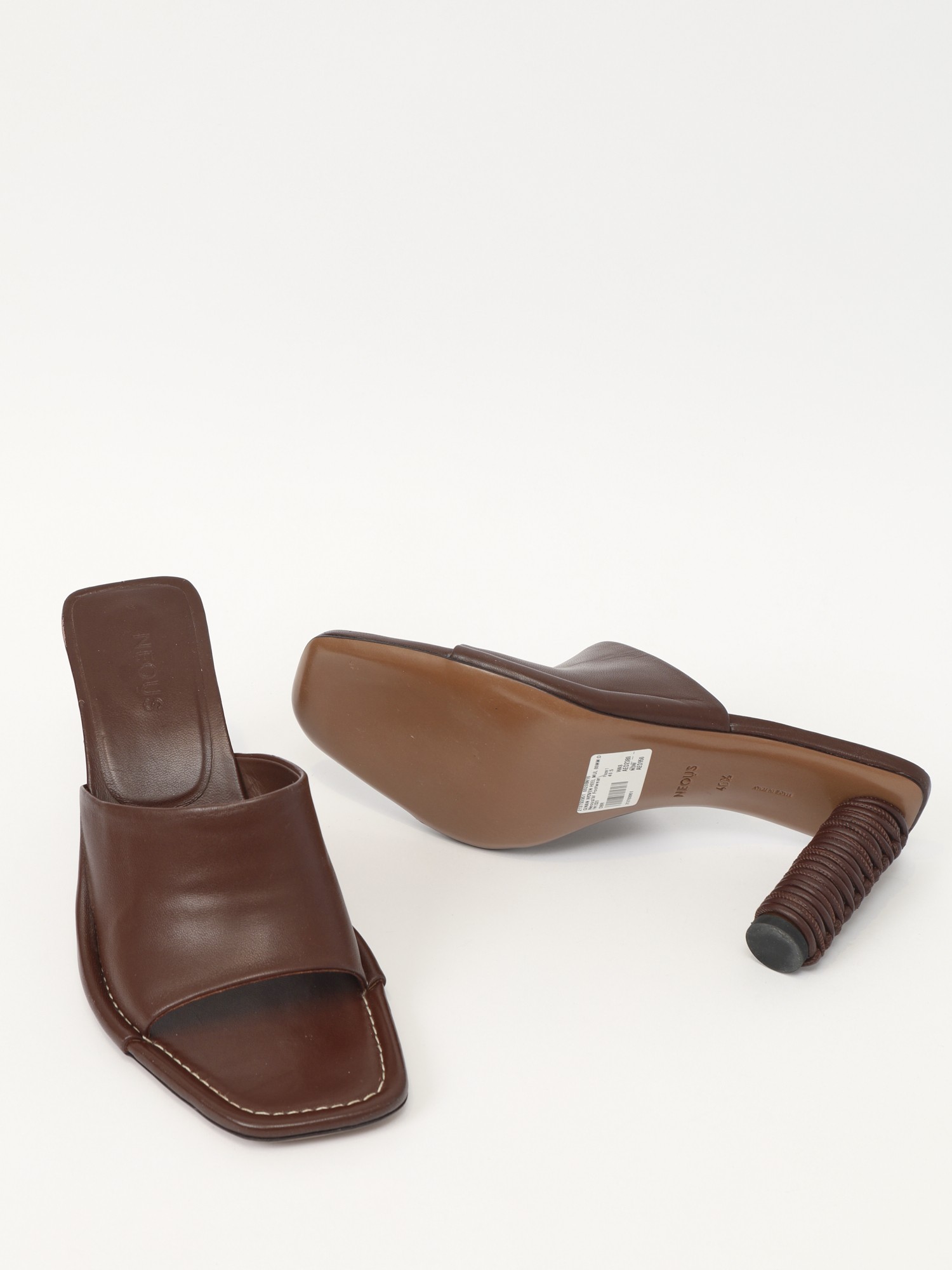 Neous Shoes 40.5 9