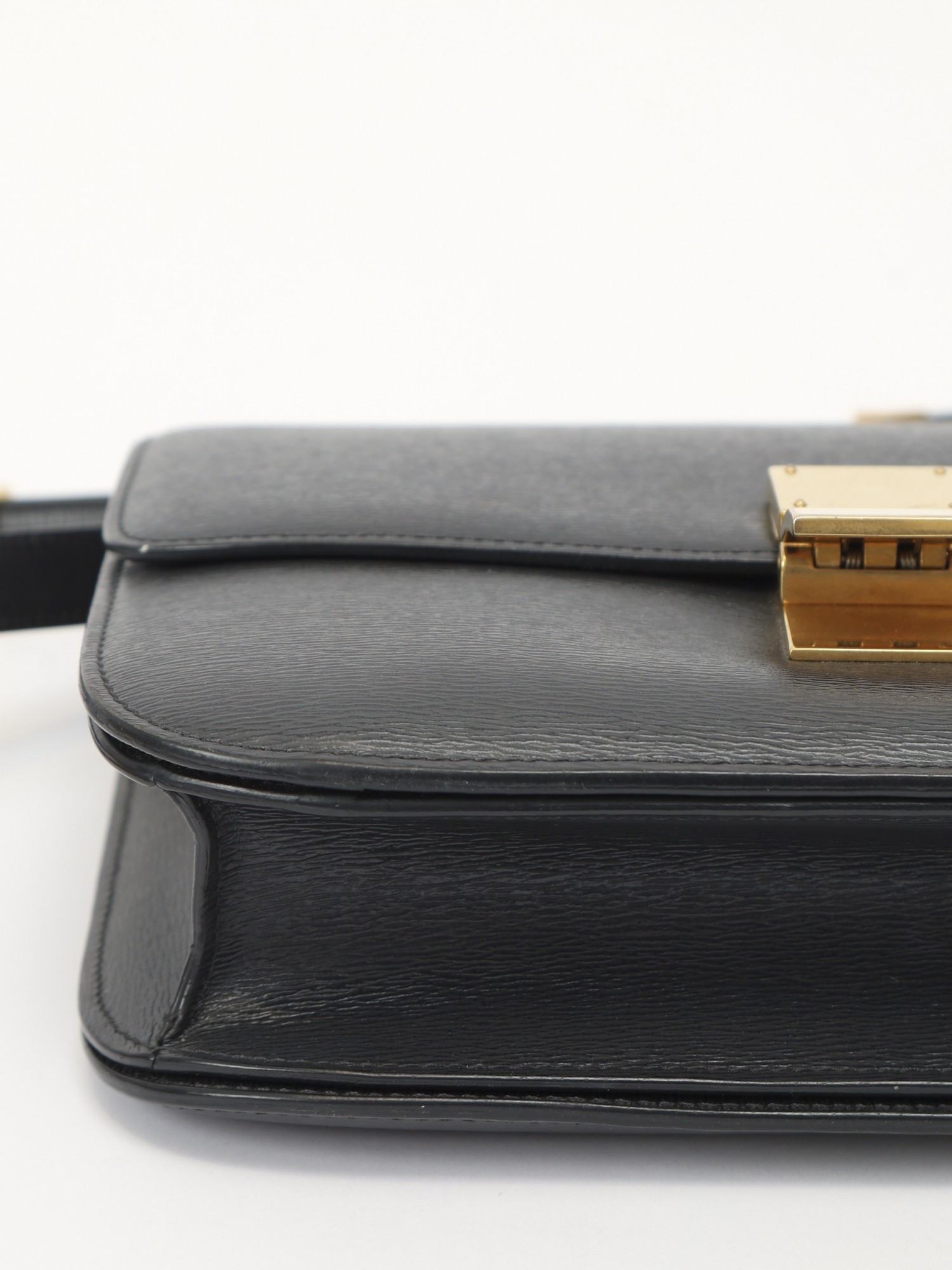 Celine Classic 6