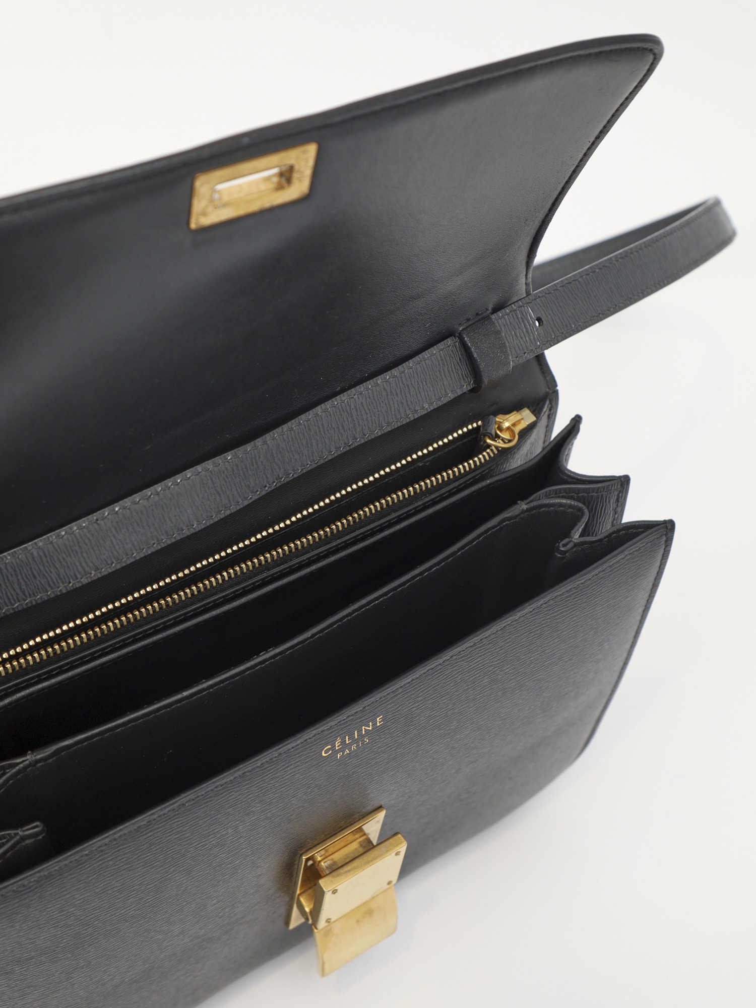 Celine Classic 8