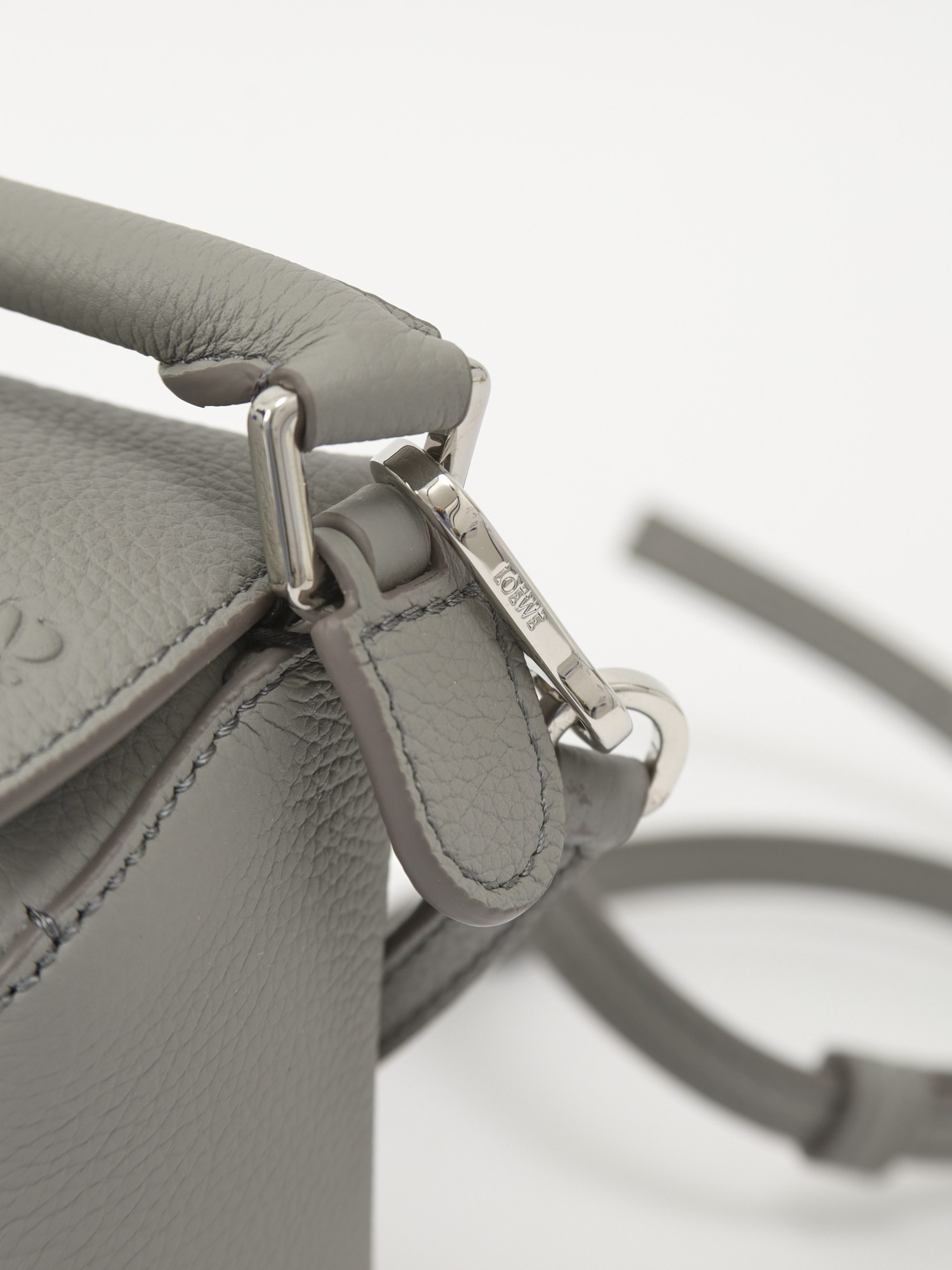 Loewe Puzzle 6