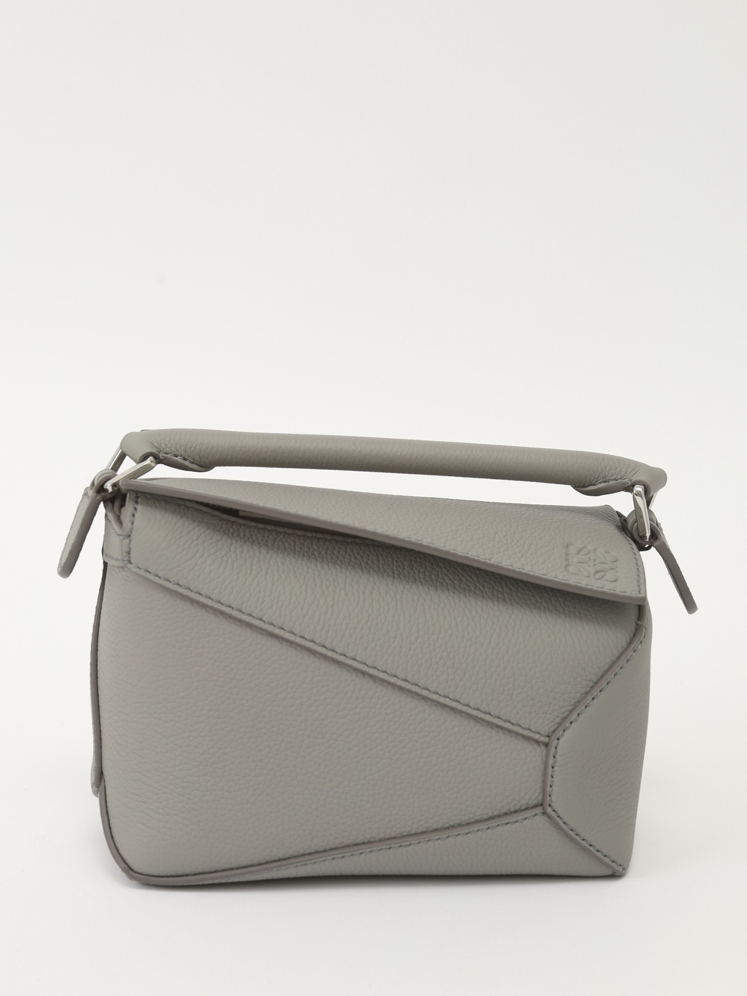 Loewe Puzzle 0