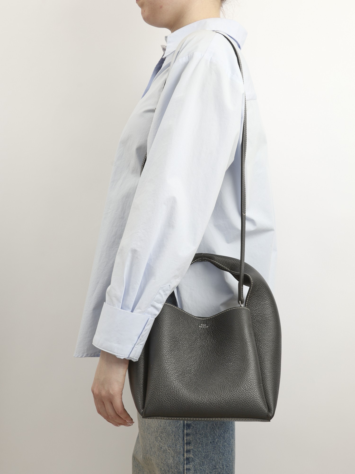 Toteme Bucket 1