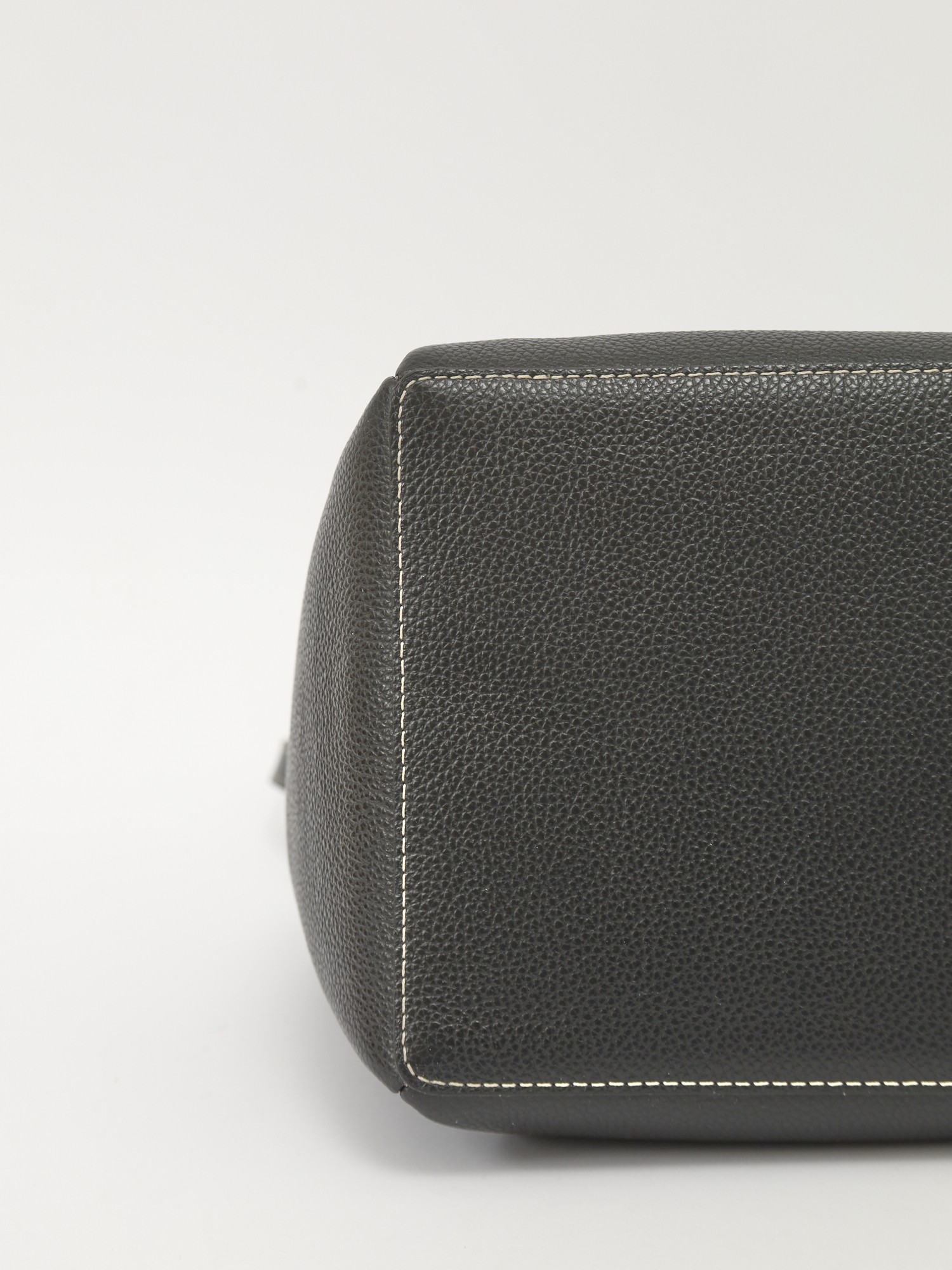 Toteme Bucket 6