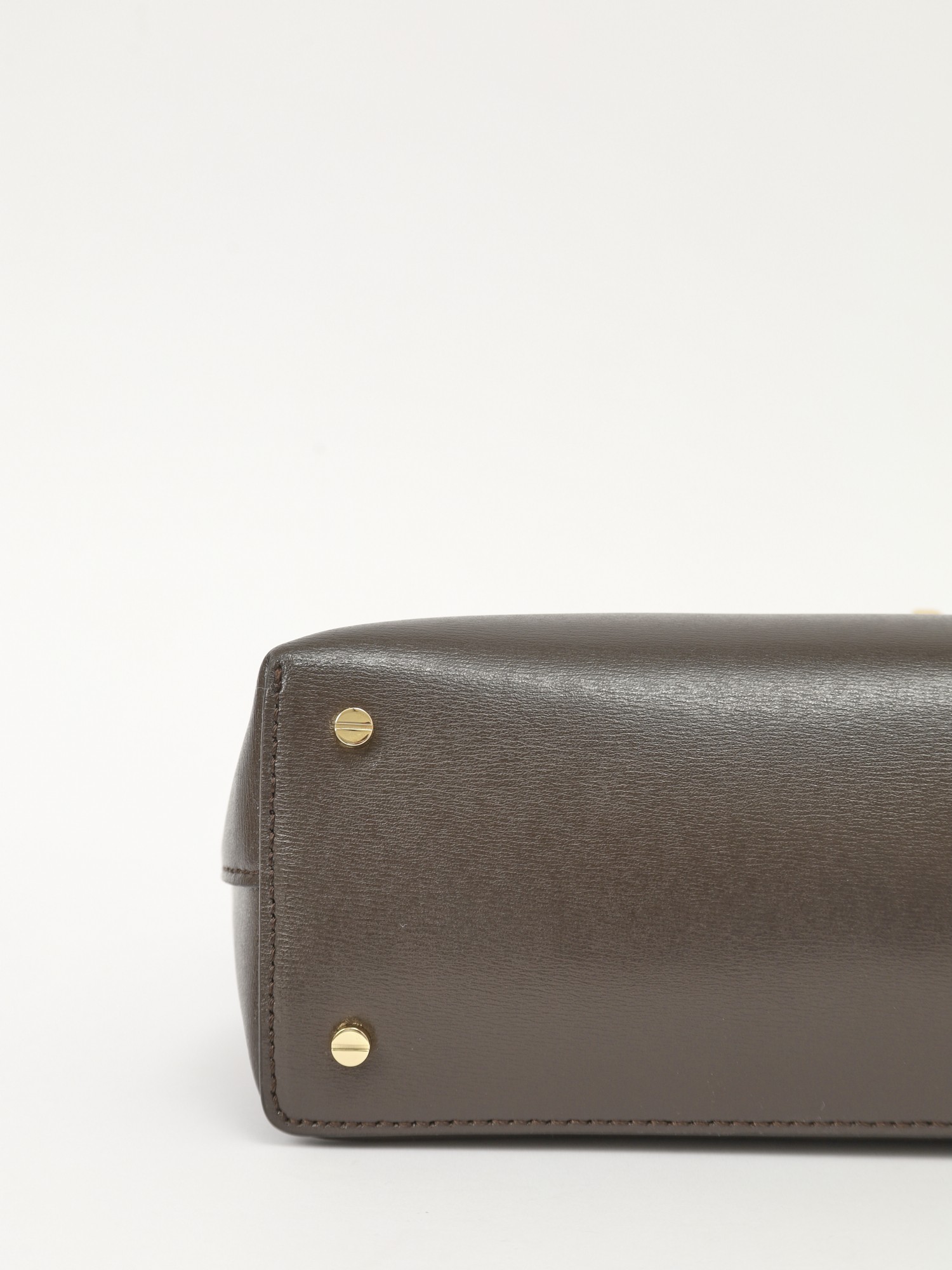 Toteme T-Lock 6