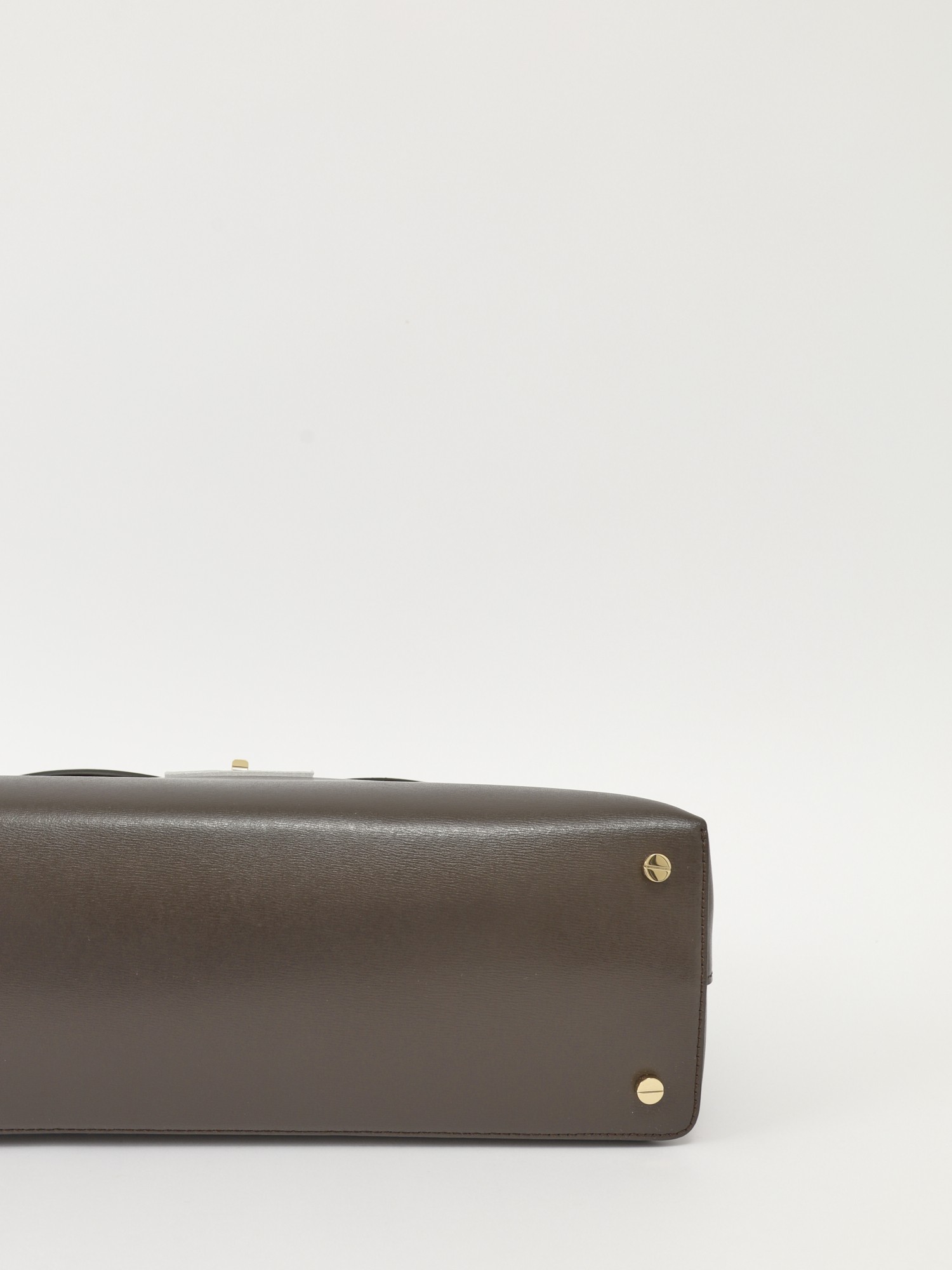 Toteme T-Lock 6