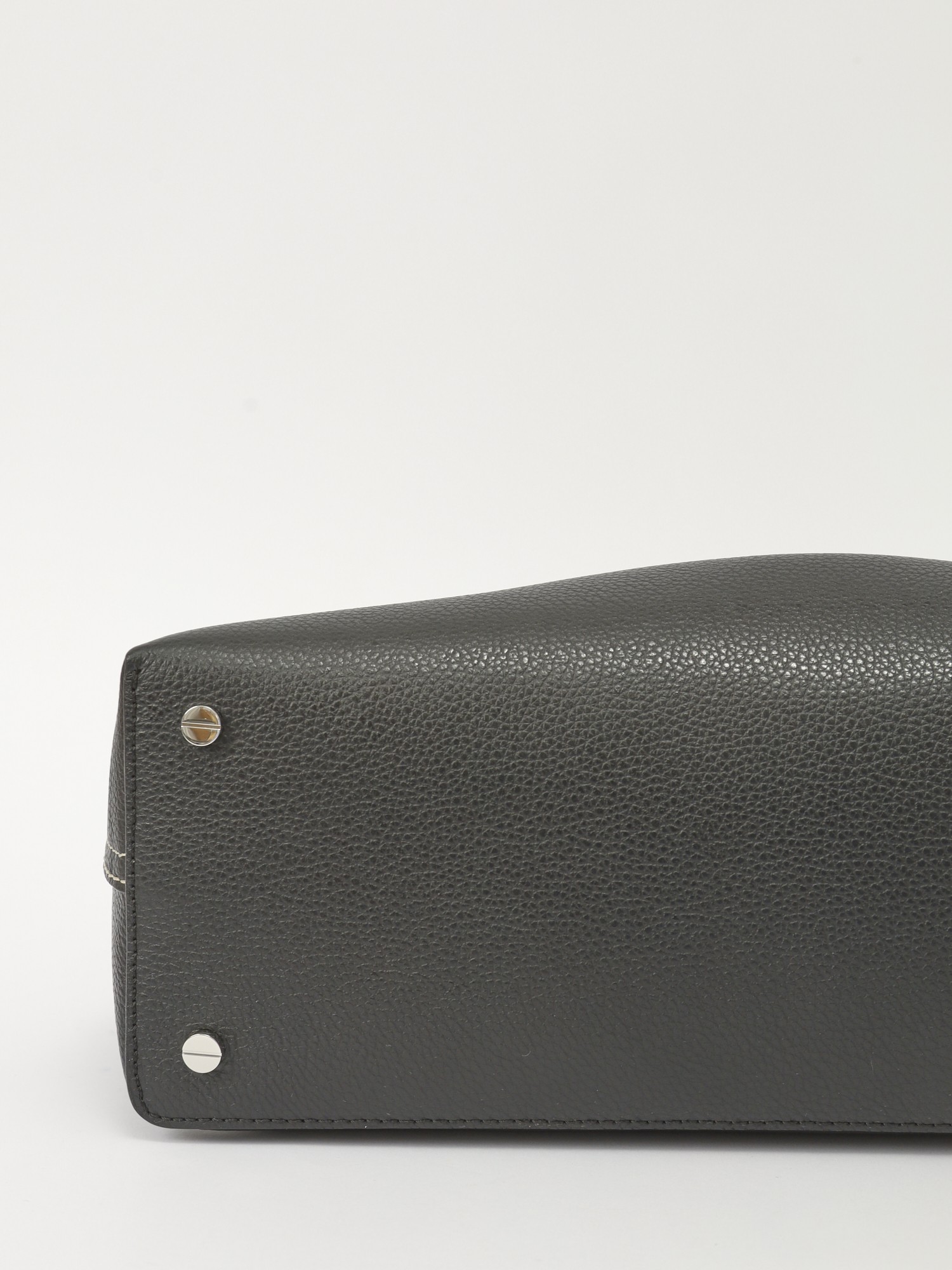 Toteme T-Lock 7