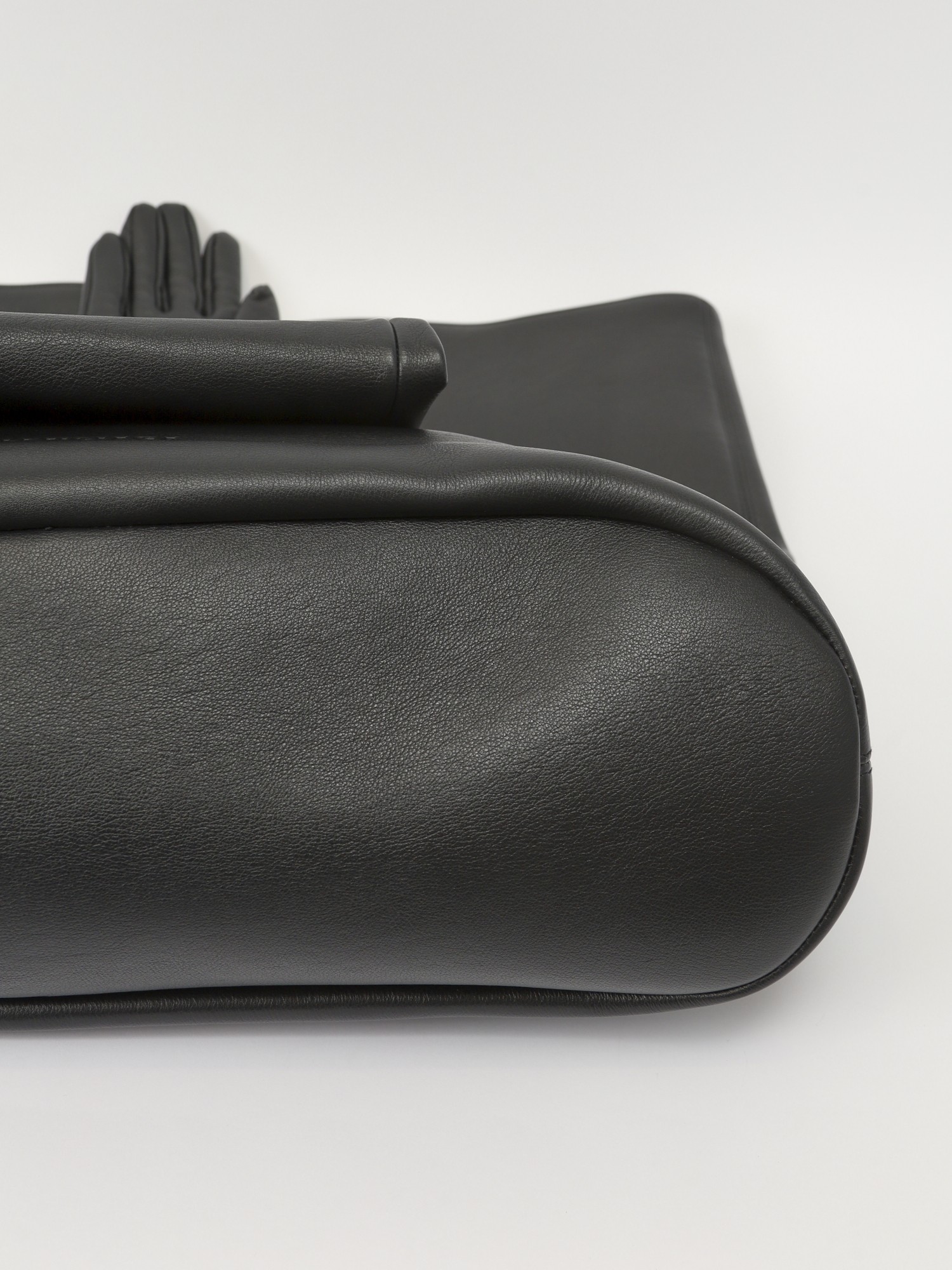 Balenciaga Dolly Glove 5