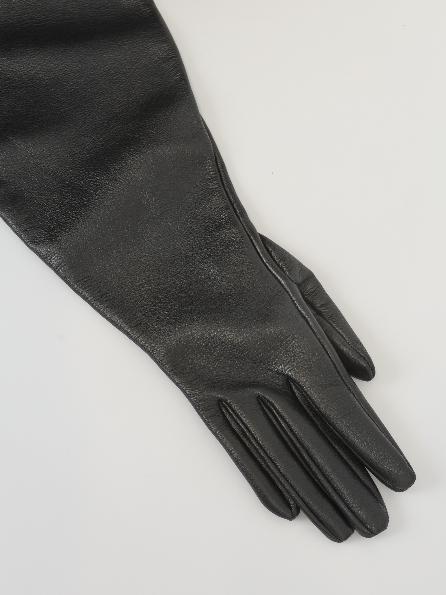 Balenciaga Dolly Glove 7