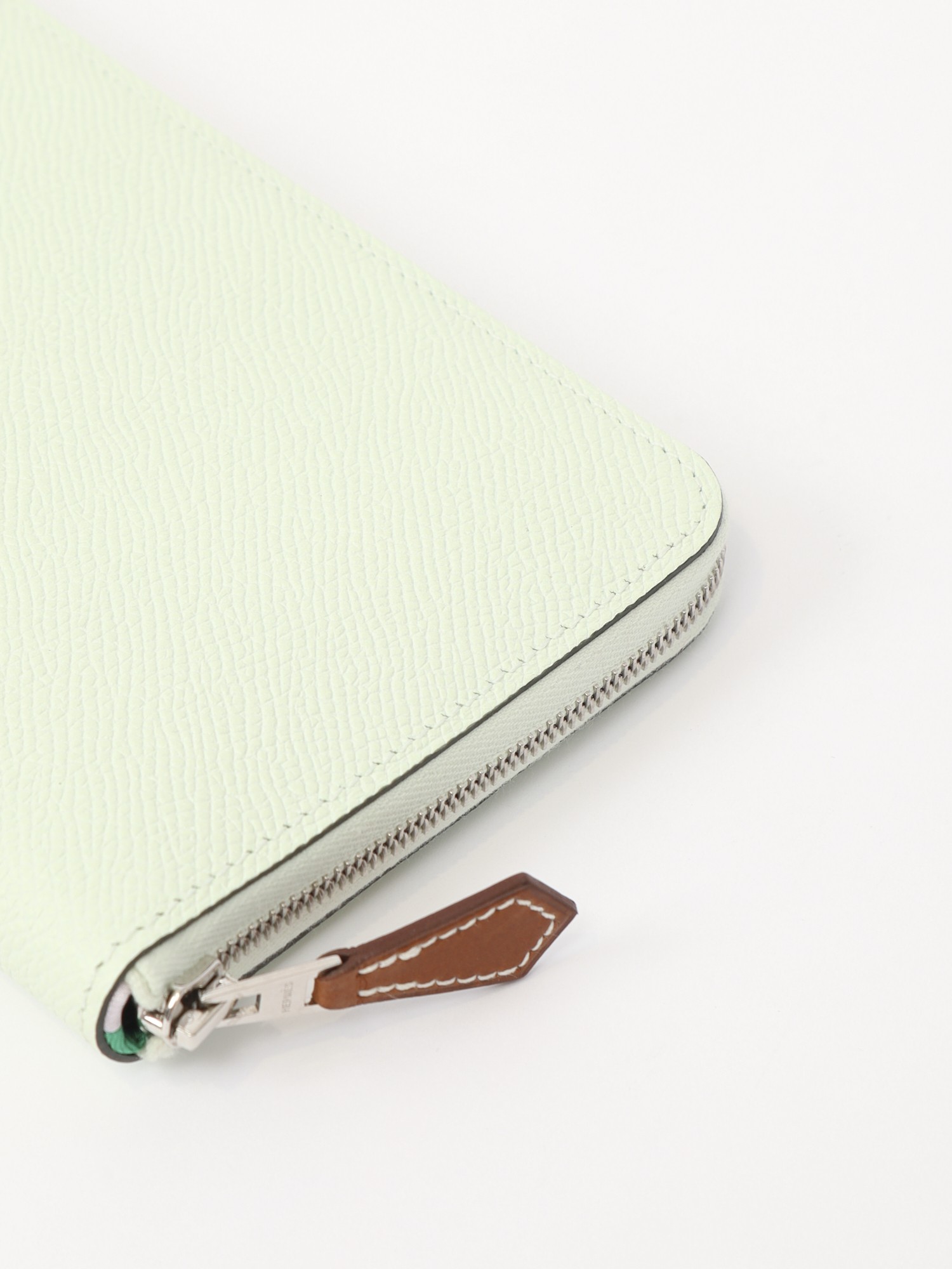 Hermes Silk'in  4