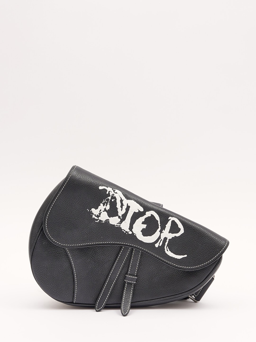 Christian Dior Saddle  0