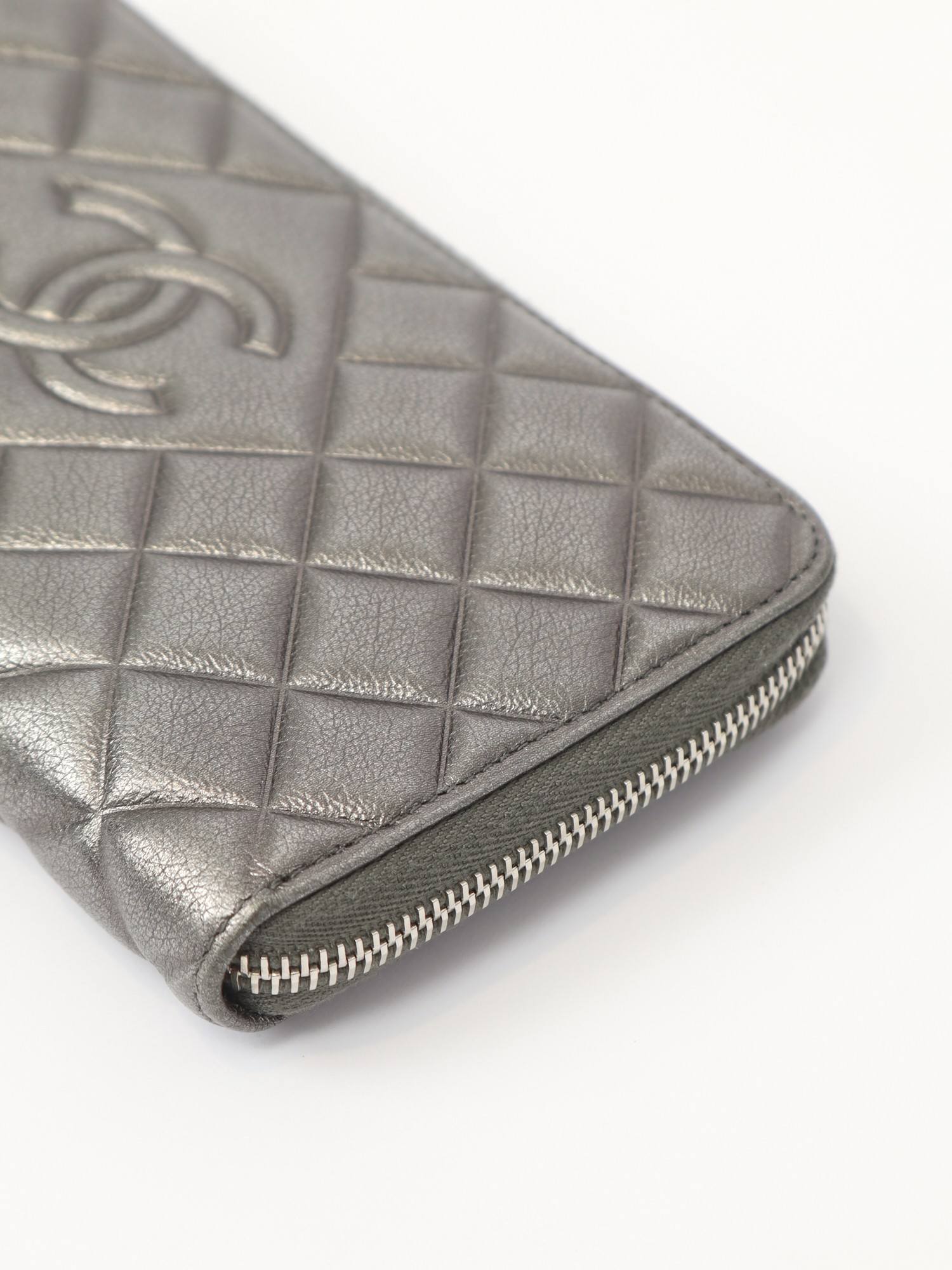 Chanel Wallet 5