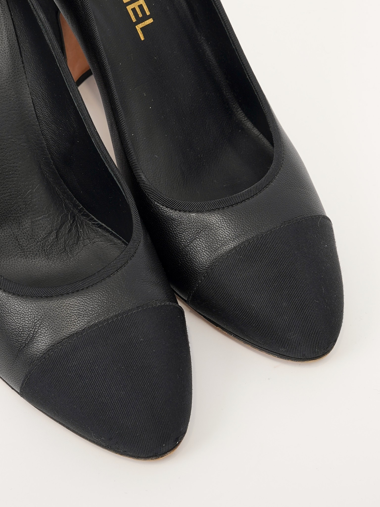 Chanel Shoes 39 7