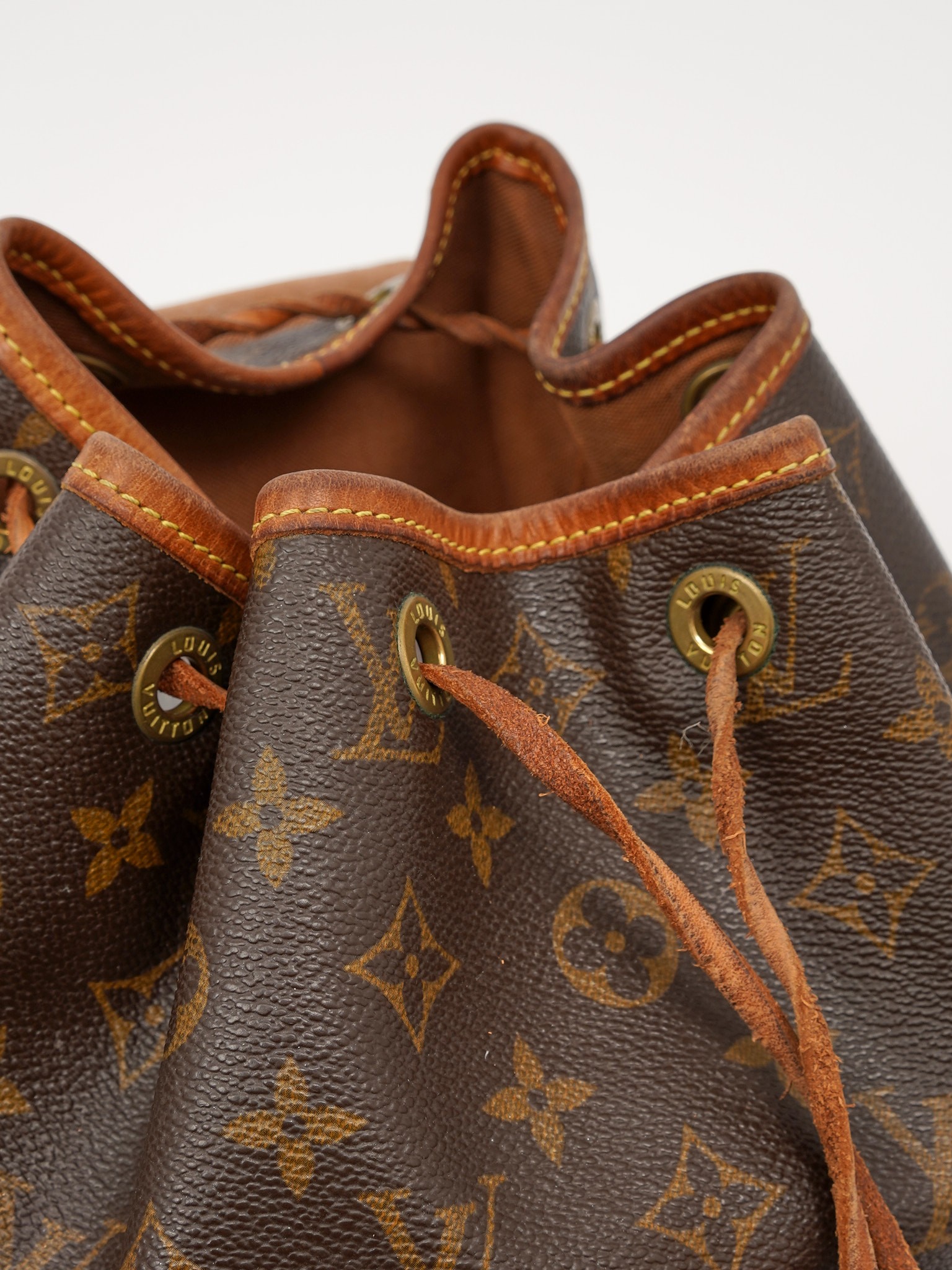 Louis Vuitton Montsouris  11