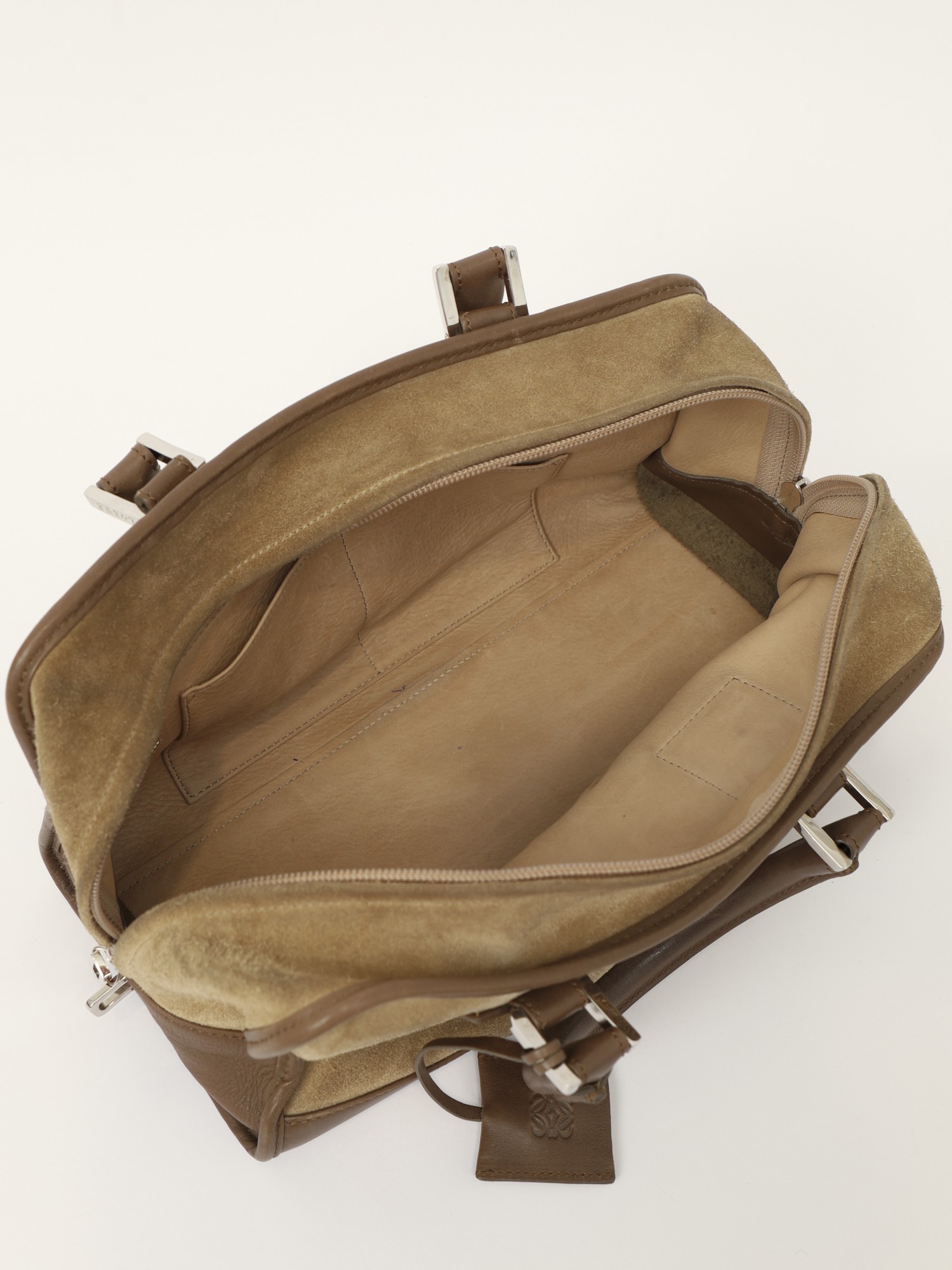 Loewe Amazona  10