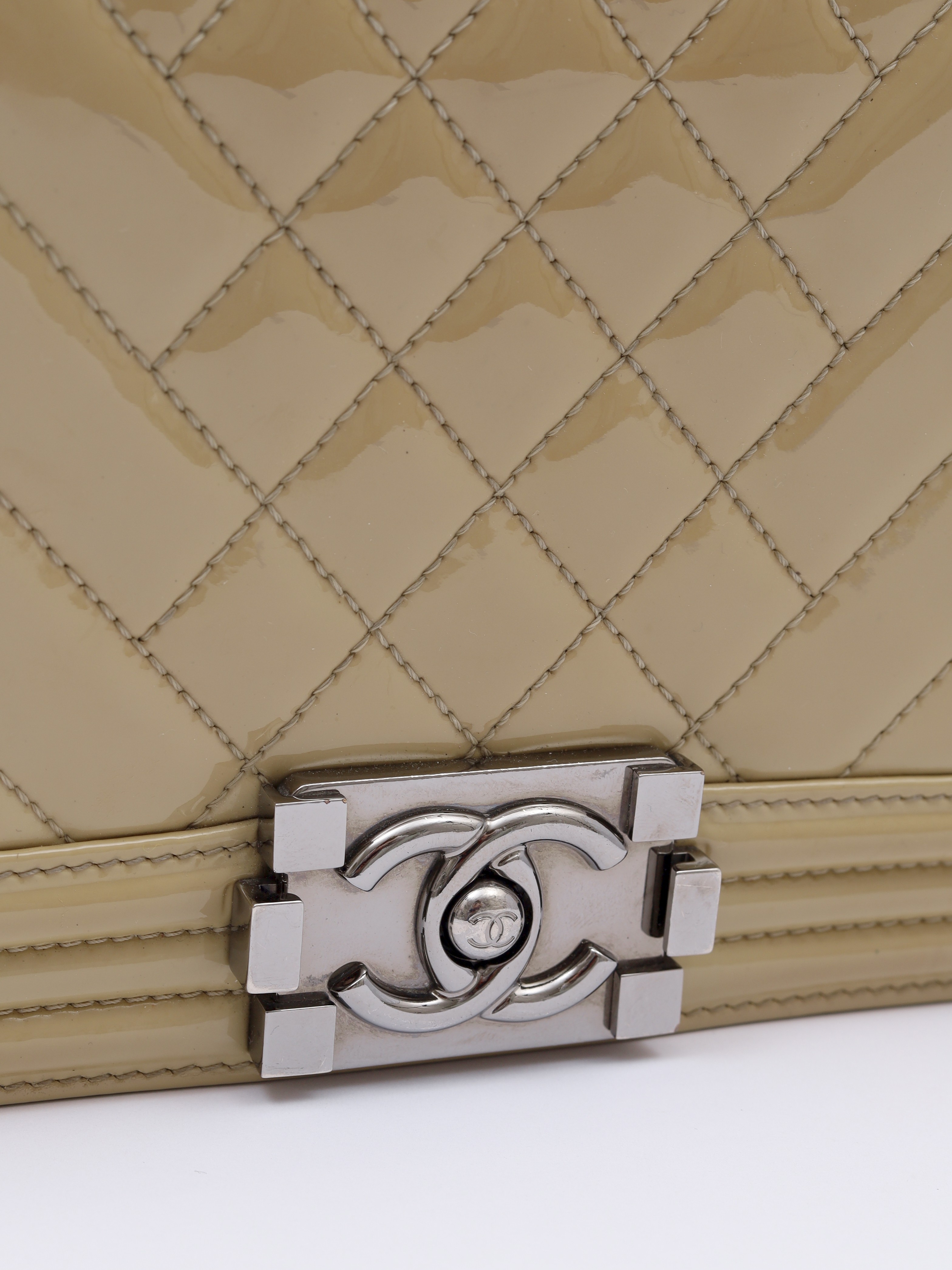 Chanel Boy 5
