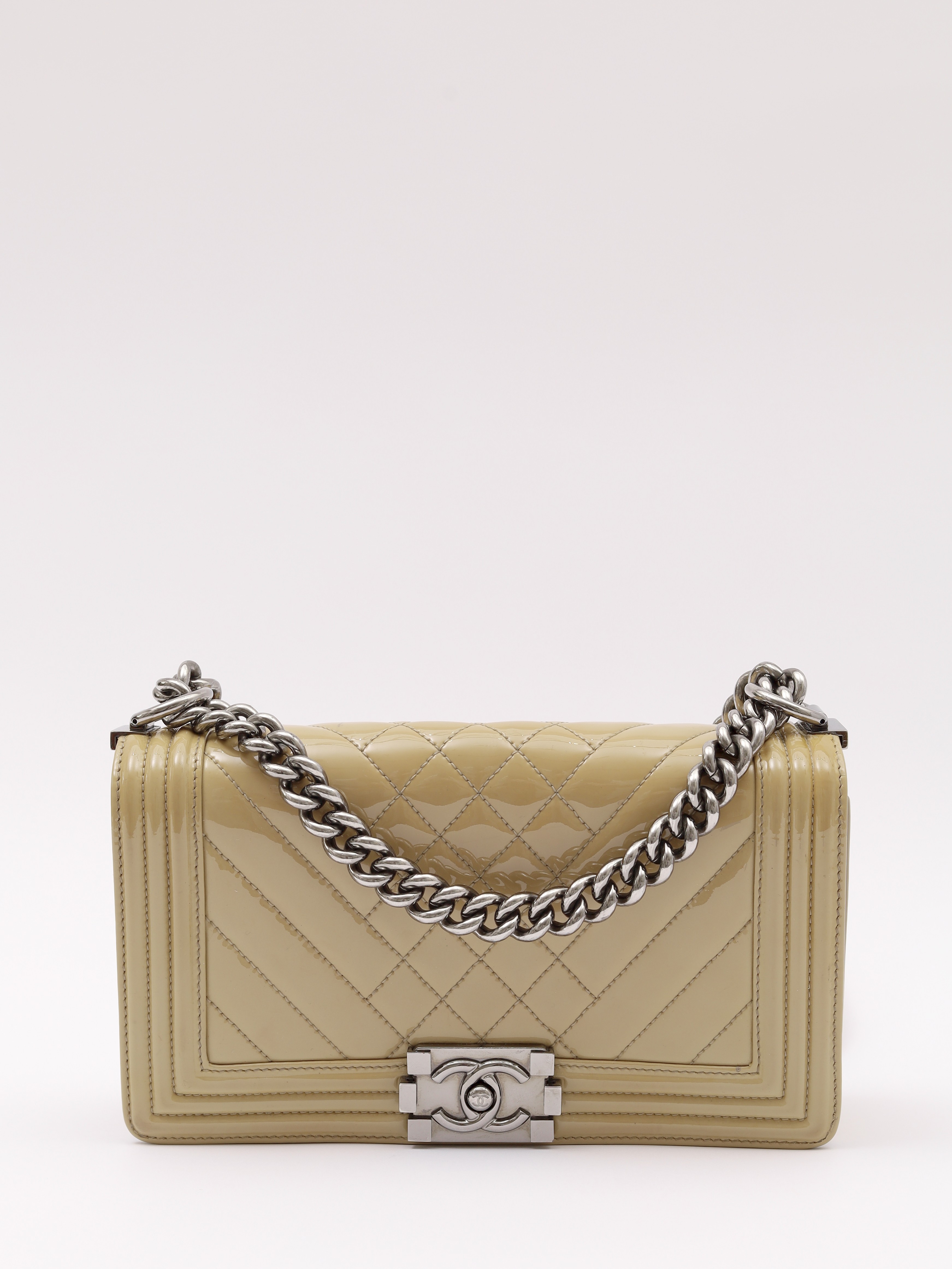 Chanel Boy 0