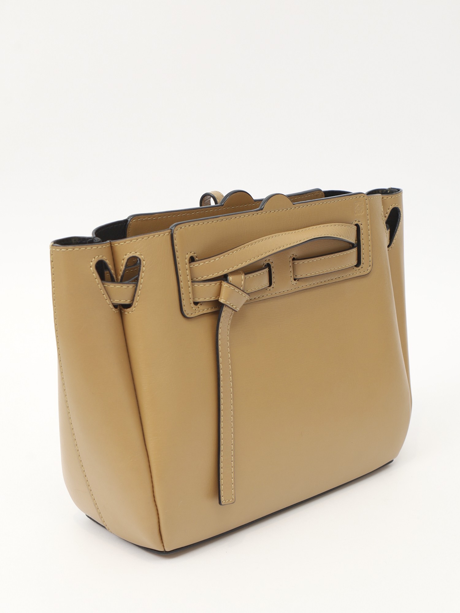 Loewe Lazo  2