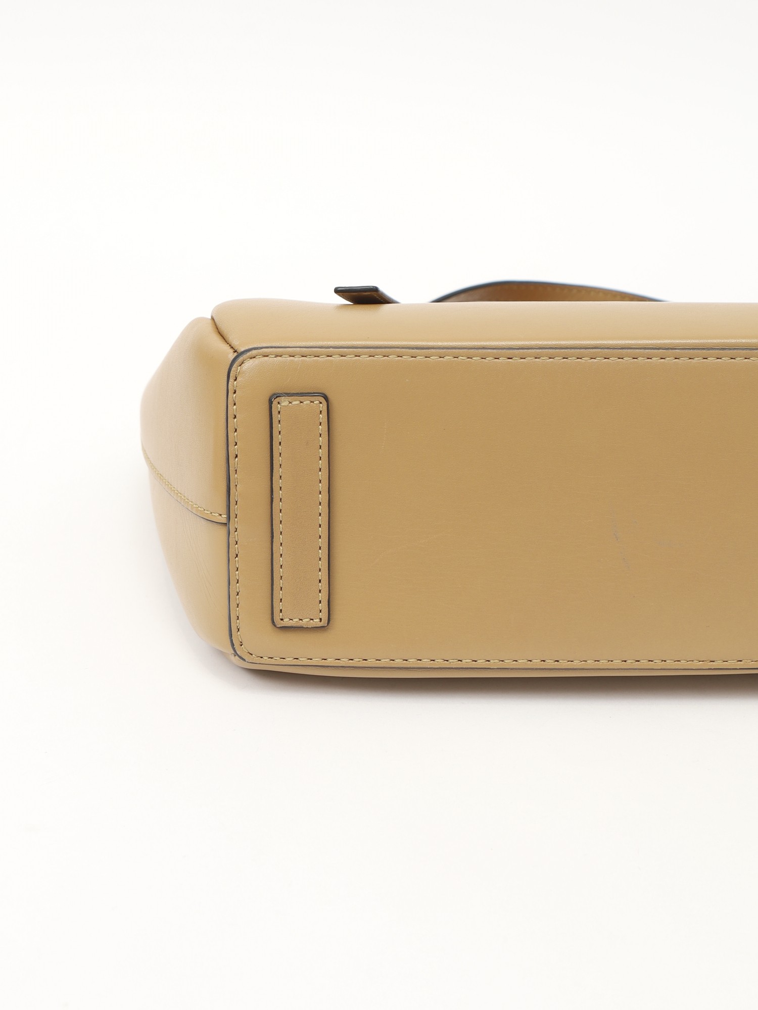 Loewe Lazo  7