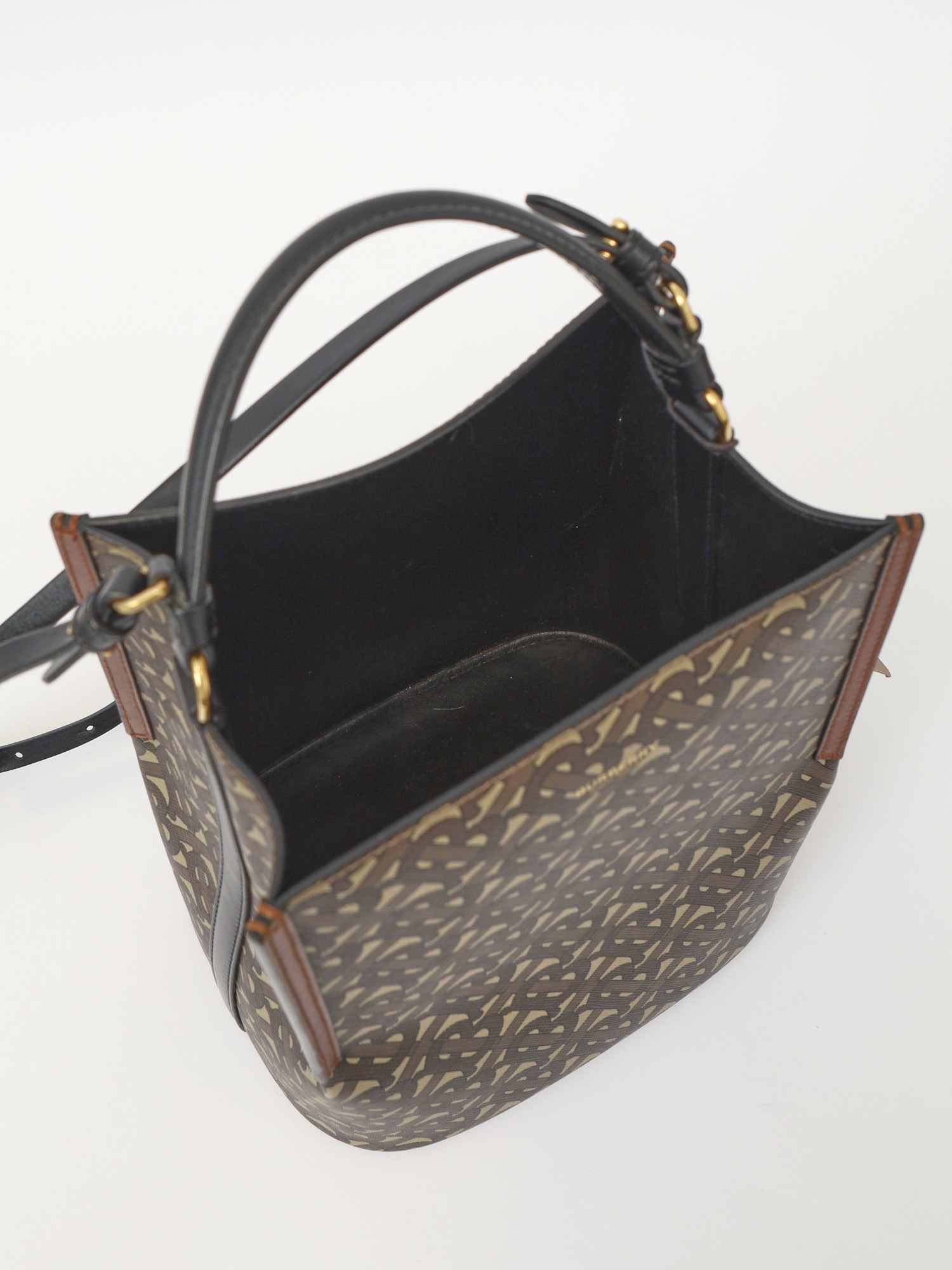 Burberry Peggy 8