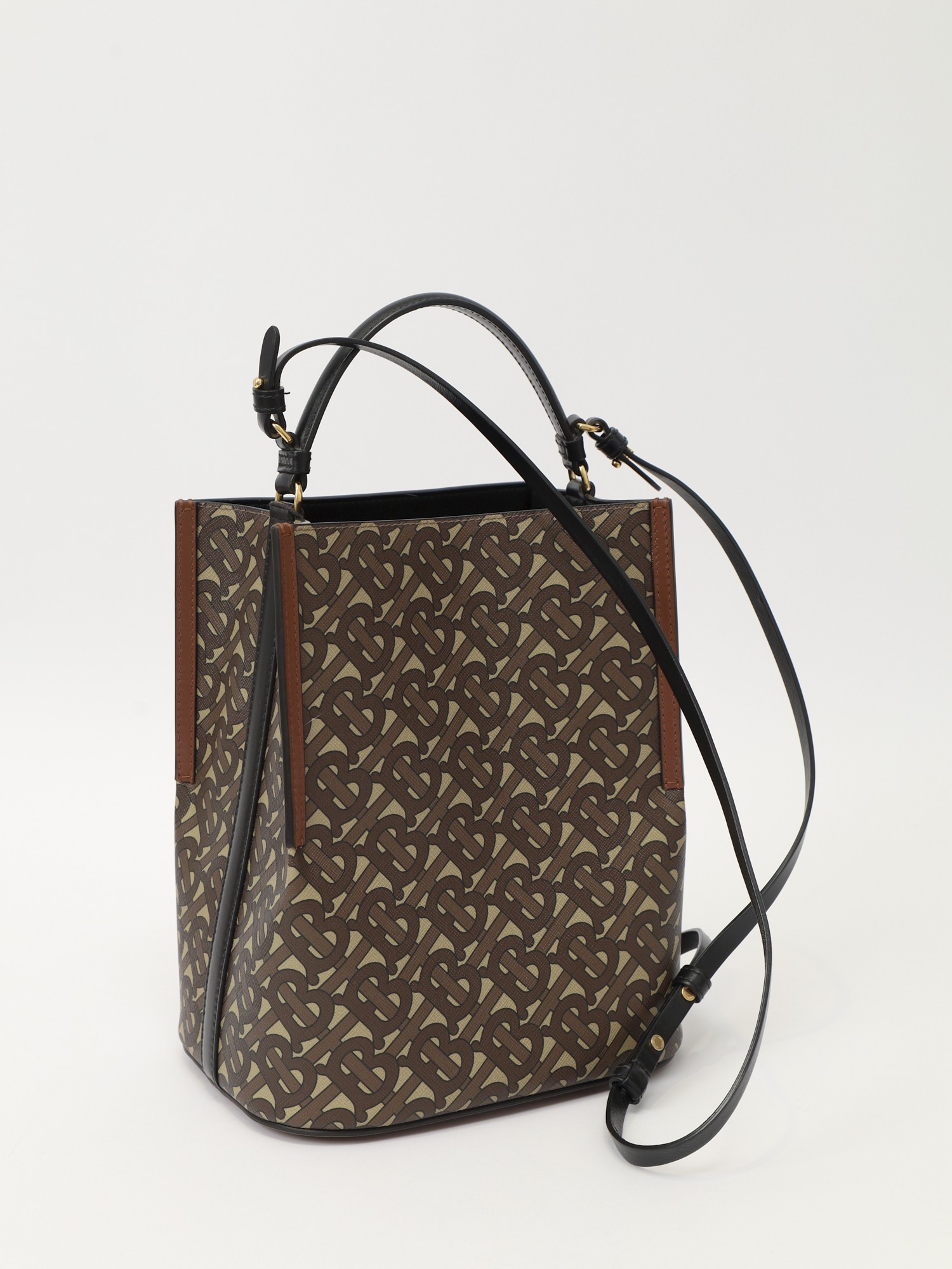 Burberry Peggy 3