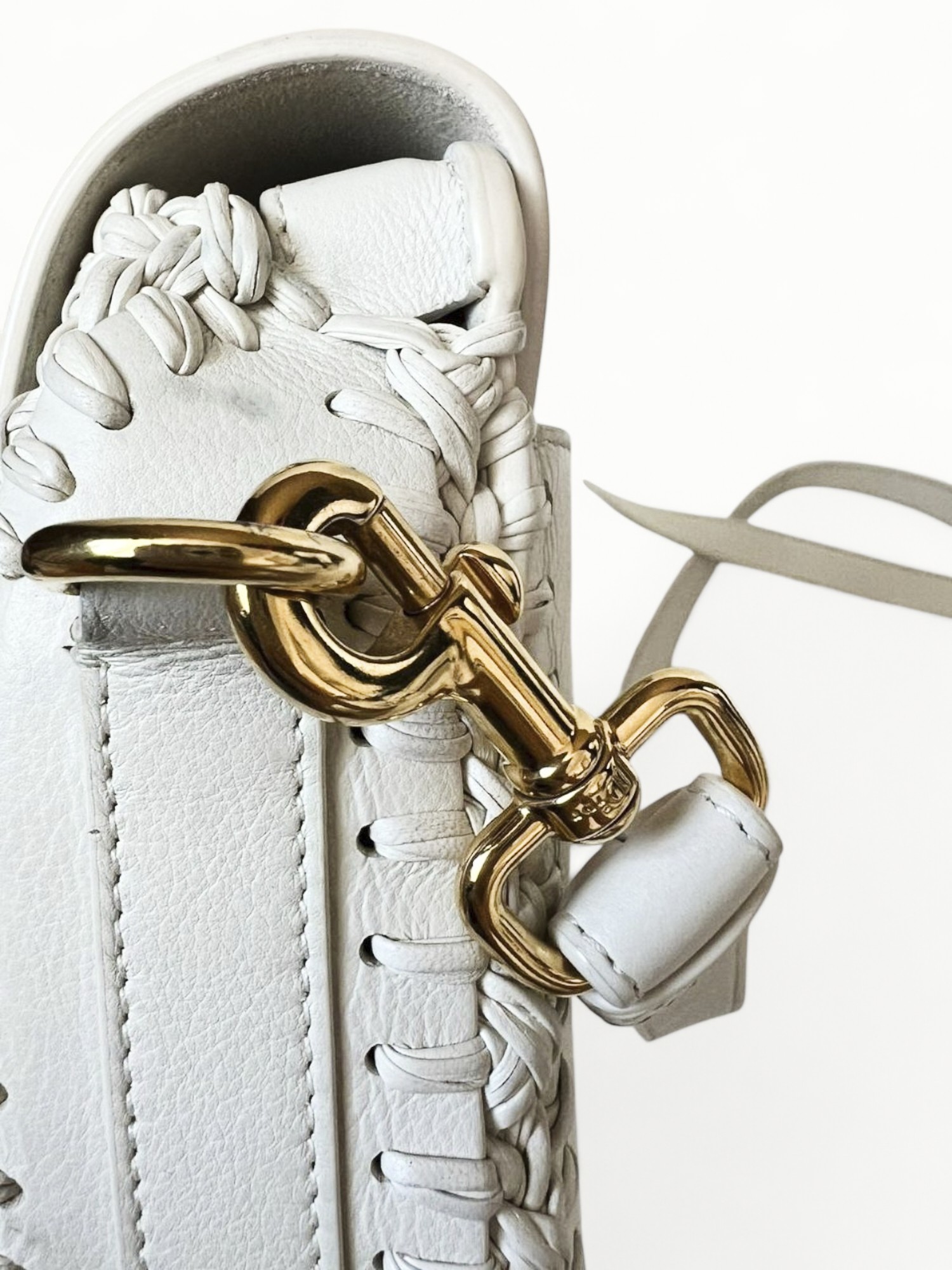 Dior Bobby 9