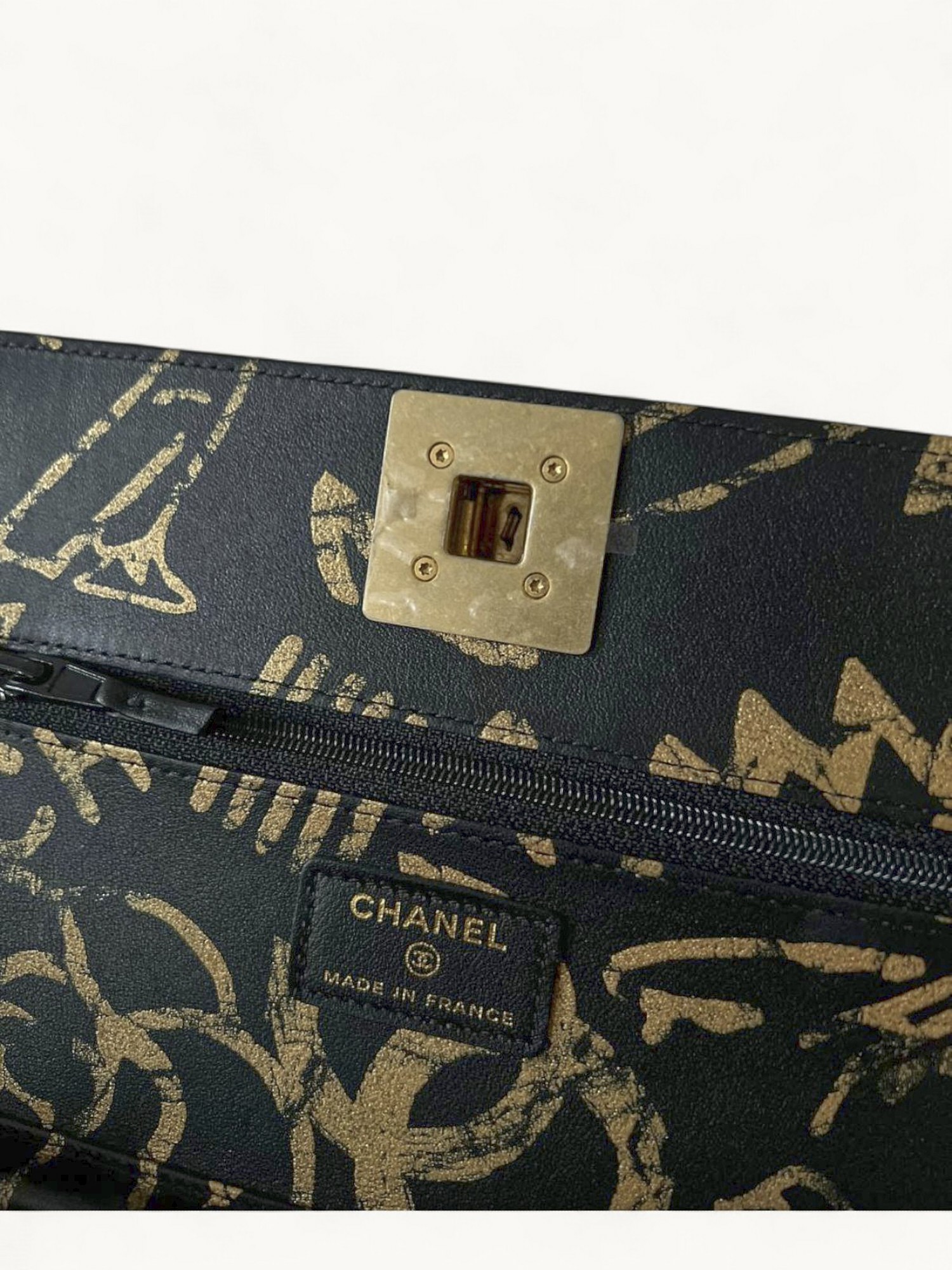Chanel WOC 7
