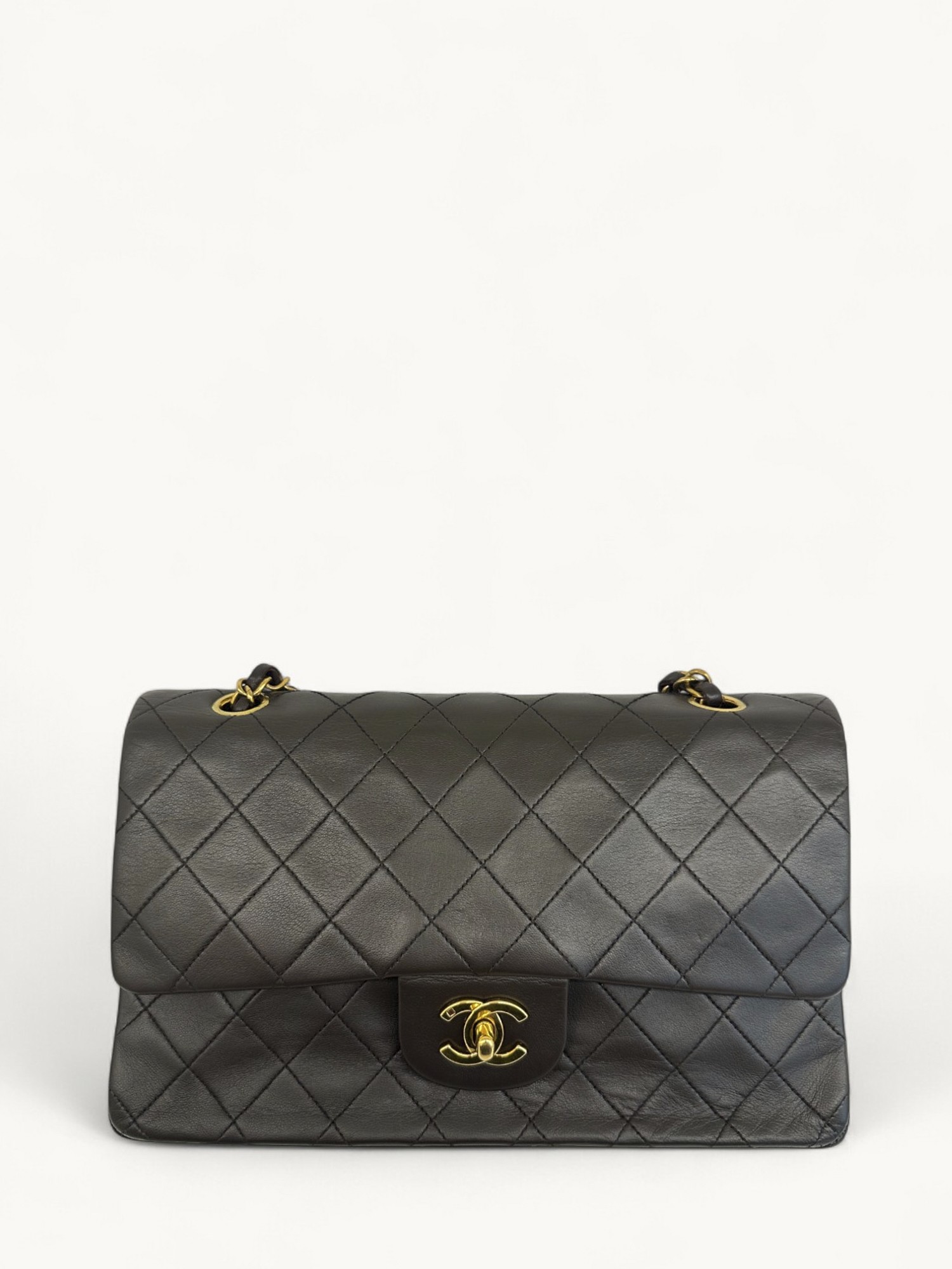 Chanel Timeless Classic 0
