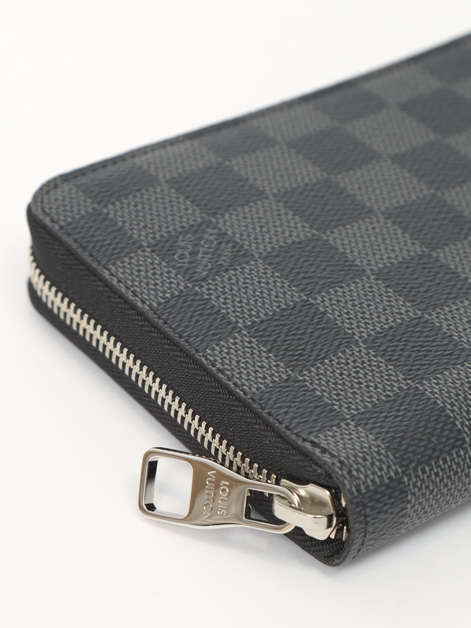Louis Vuitton Wallet 4