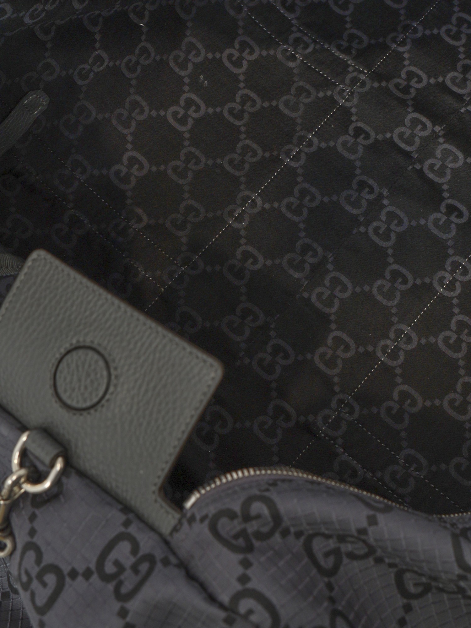 Gucci GG Supreme 10