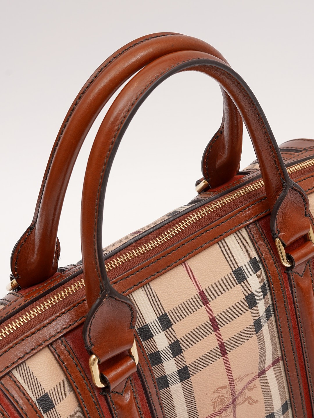 Burberry Alchester  4