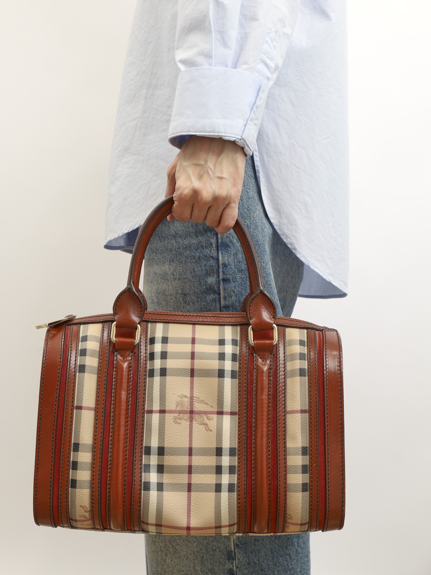 Burberry Alchester  1