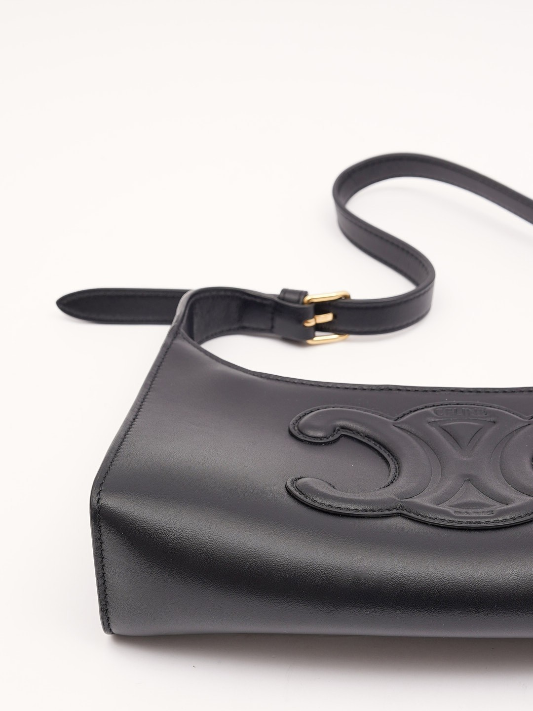 Celine Triomphe 6